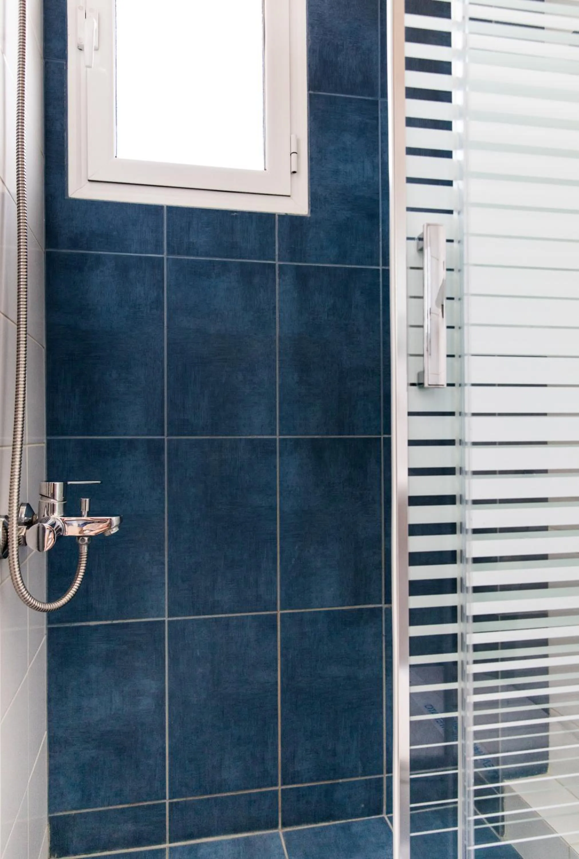 Bathroom in Hotel Melissanthi