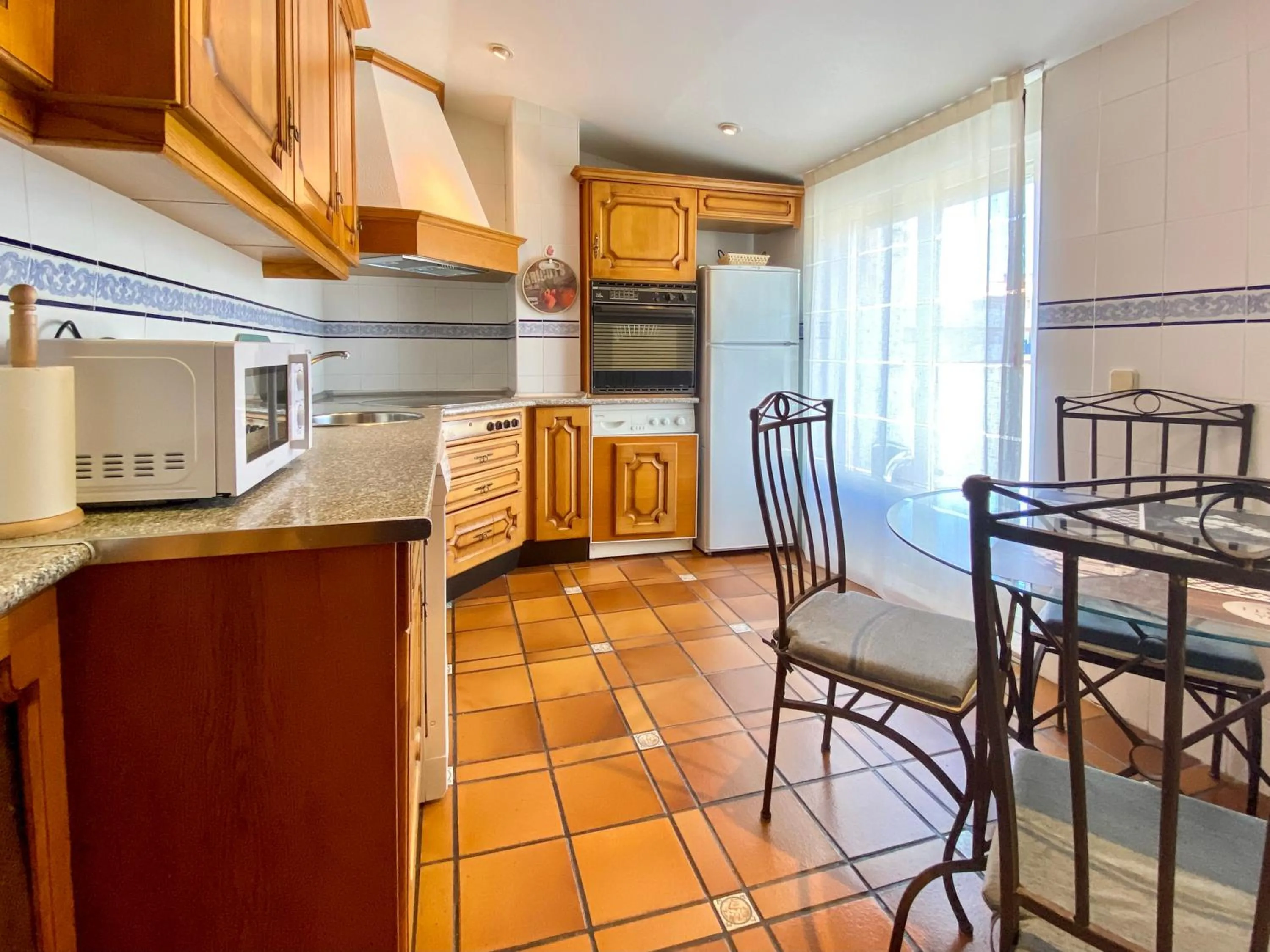 Kitchen or kitchenette in Casablanca Hotel Studios