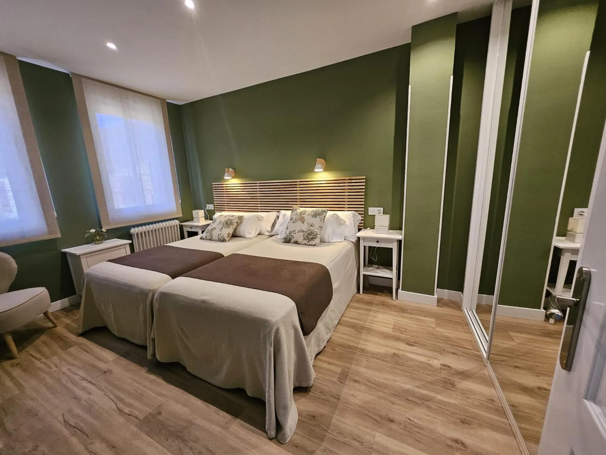 Bedroom, Bed in Casablanca Hotel Studios