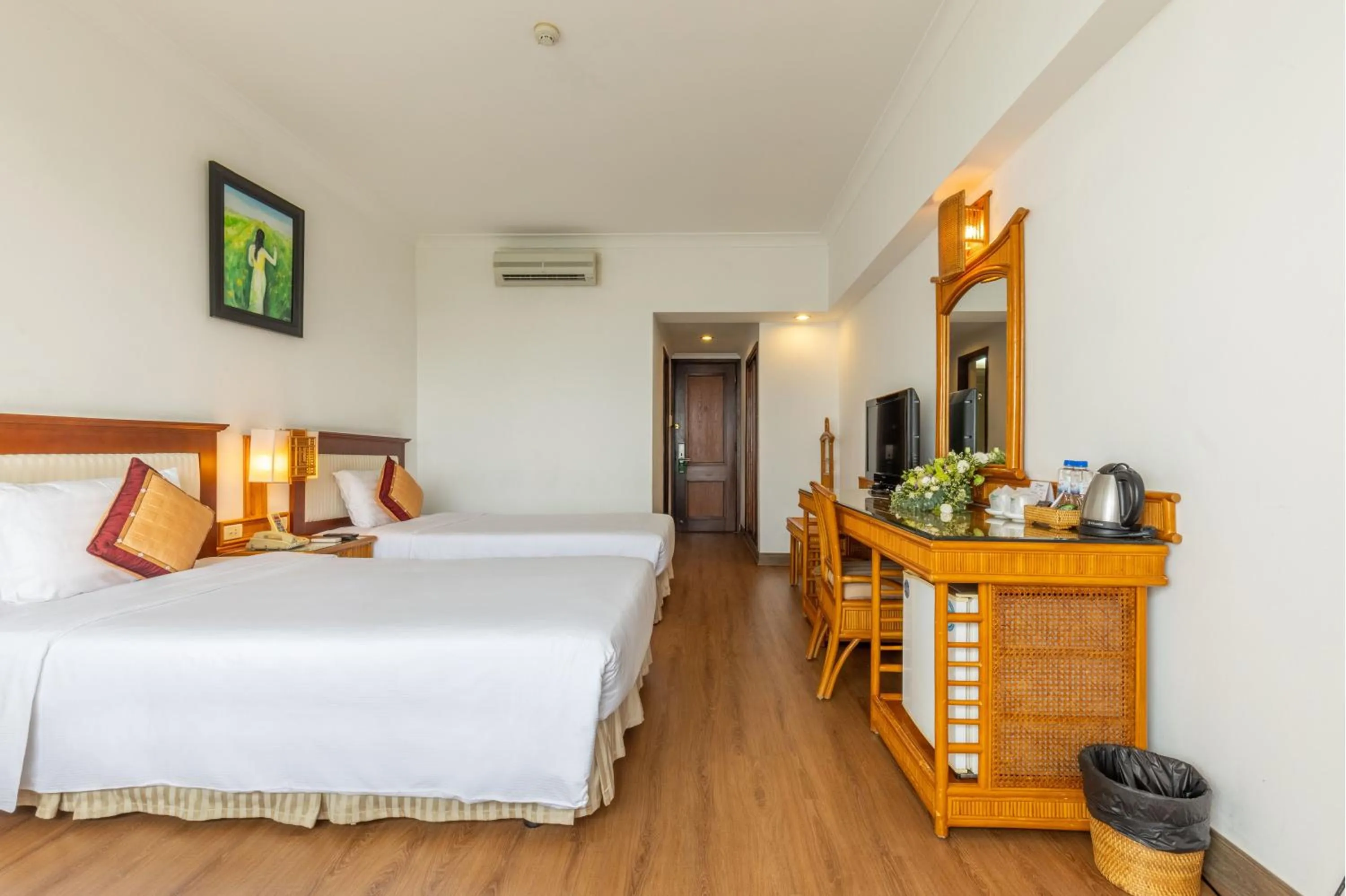 Bedroom, Bed in Thang Loi Hotel Hanoi