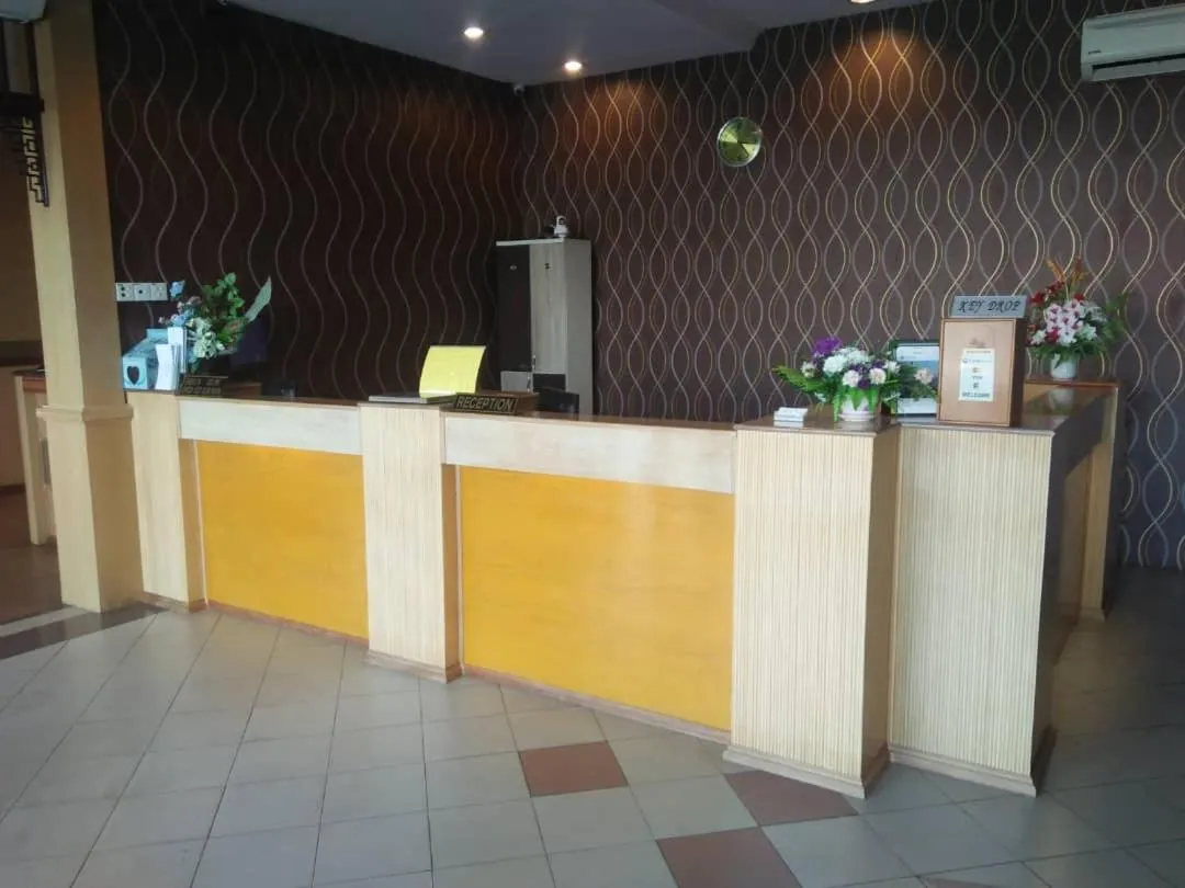 Lobby or reception in MAYRES HOTEL