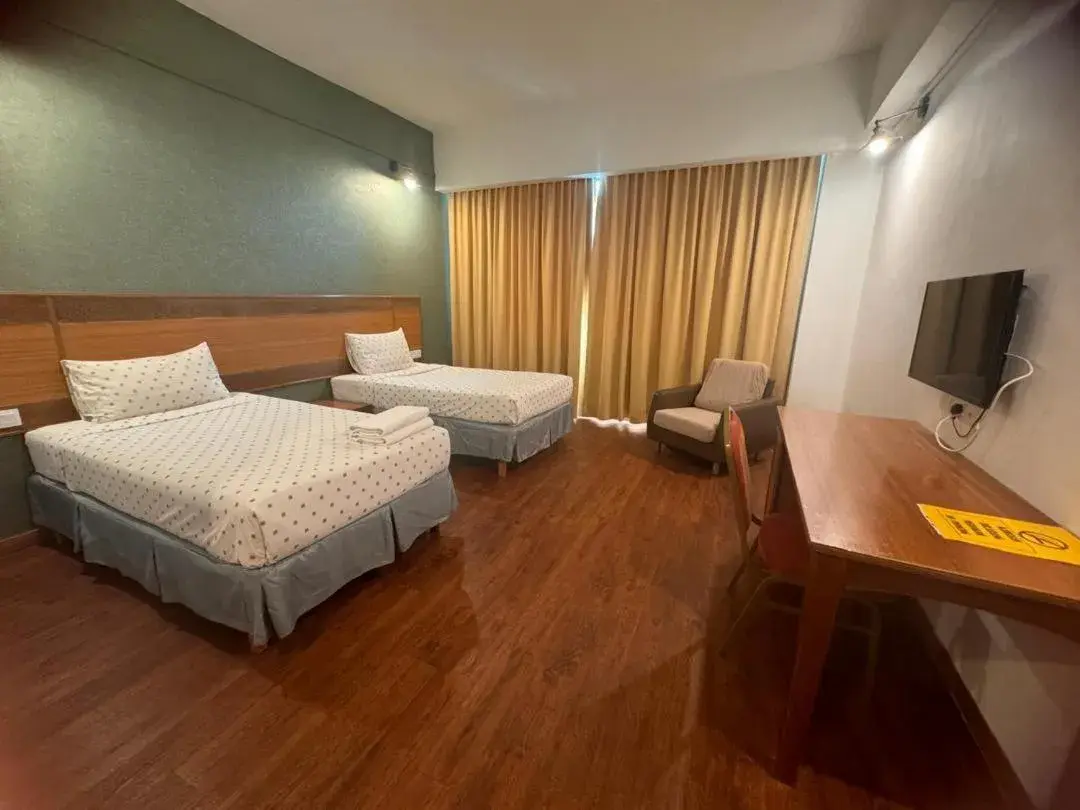 Superior Twin Room in MAYRES HOTEL Superior Twin Room in MAYRES HOTEL