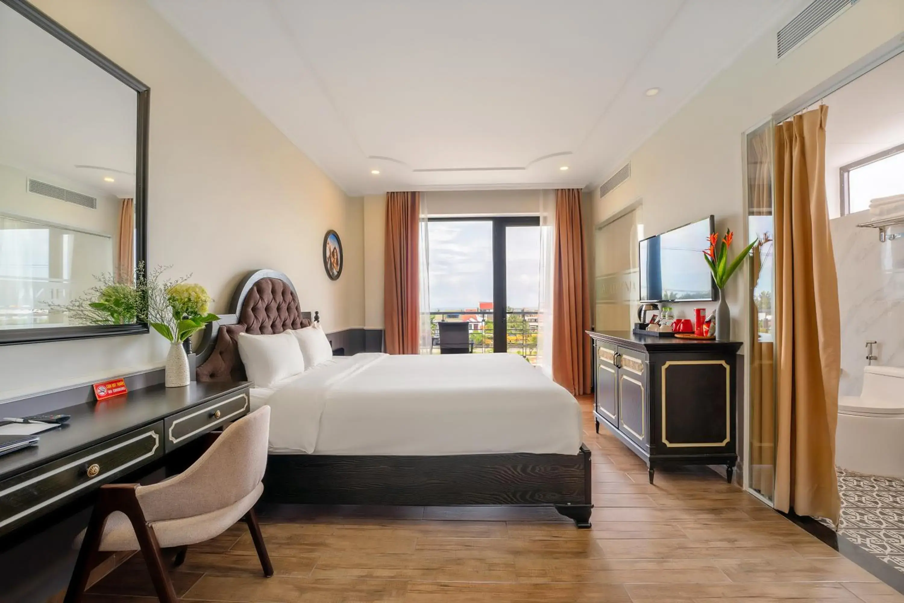 Junior Suite With Balcony and Bath - Free Shuttle Car to Hoi An Old Town in Athenia Hoi An Boutique Hotel & Spa Junior Suite With Balcony and Bath - Free Shuttle Car to Hoi An Old Town in Athenia Hoi An Boutique Hotel & Spa