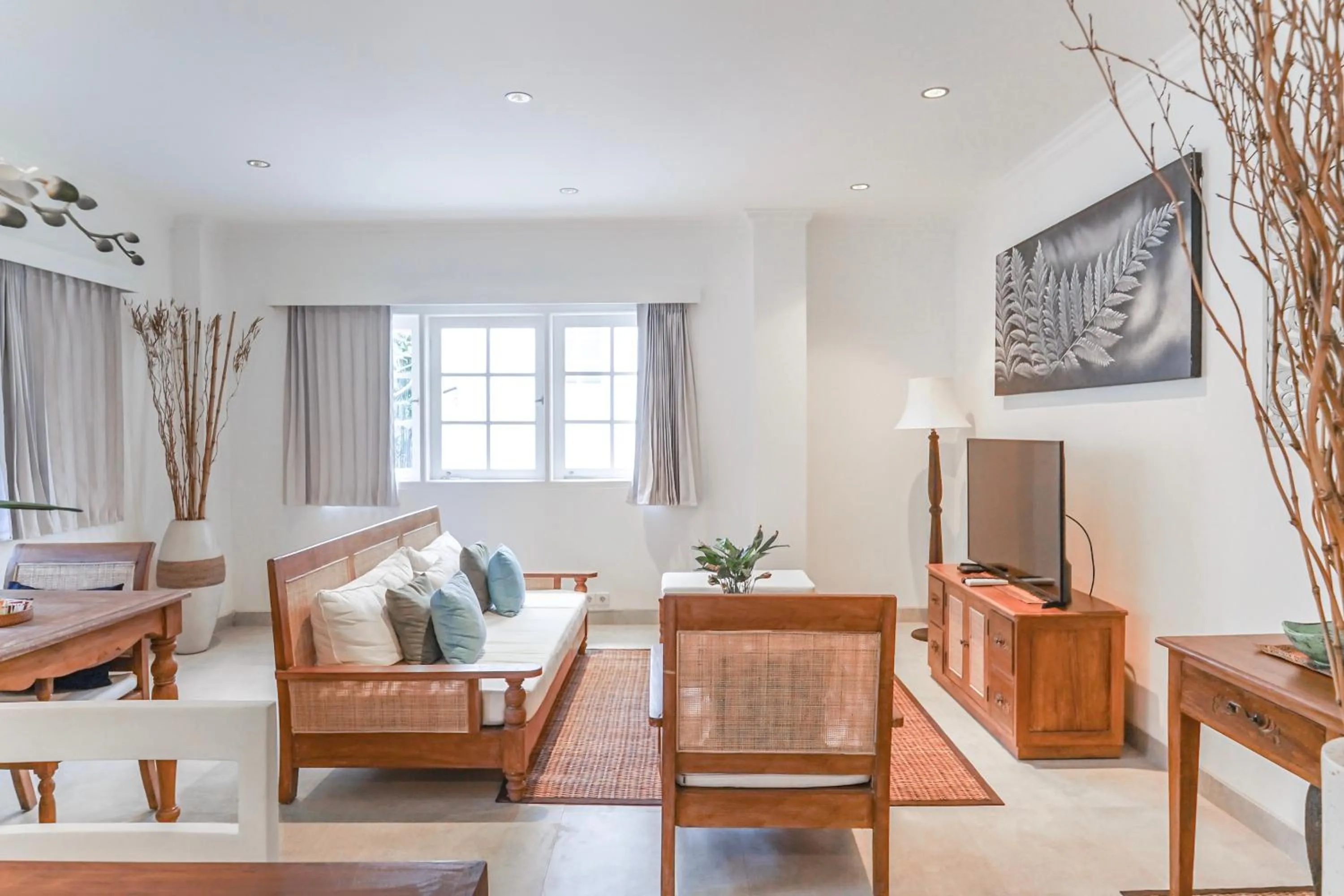 TV and multimedia in Umalas Suites