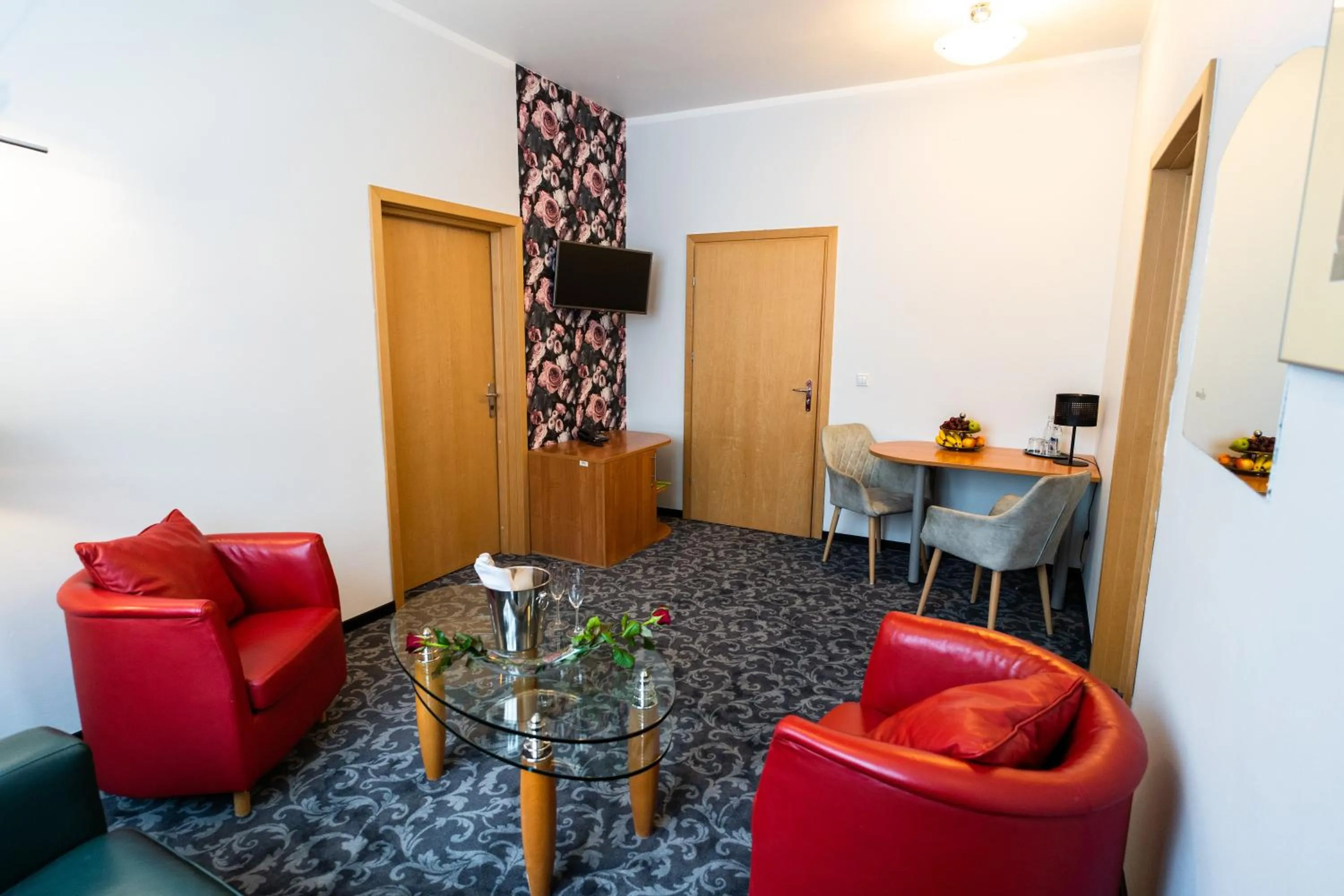 Living room, Seating Area in Hotel SANVIT RESTAURACJA & SPA