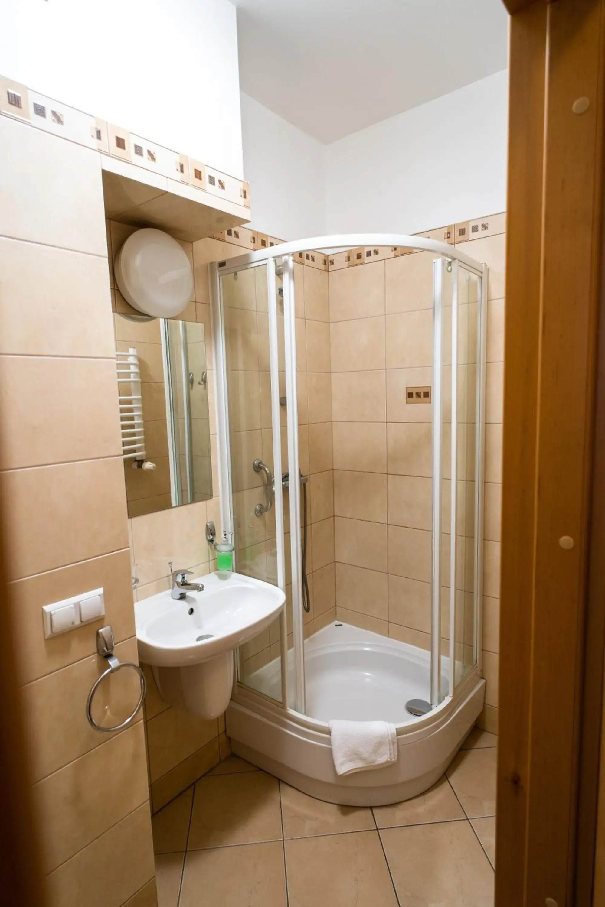 Single Room in Hotel SANVIT RESTAURACJA & SPA Single Room in Hotel SANVIT RESTAURACJA & SPA