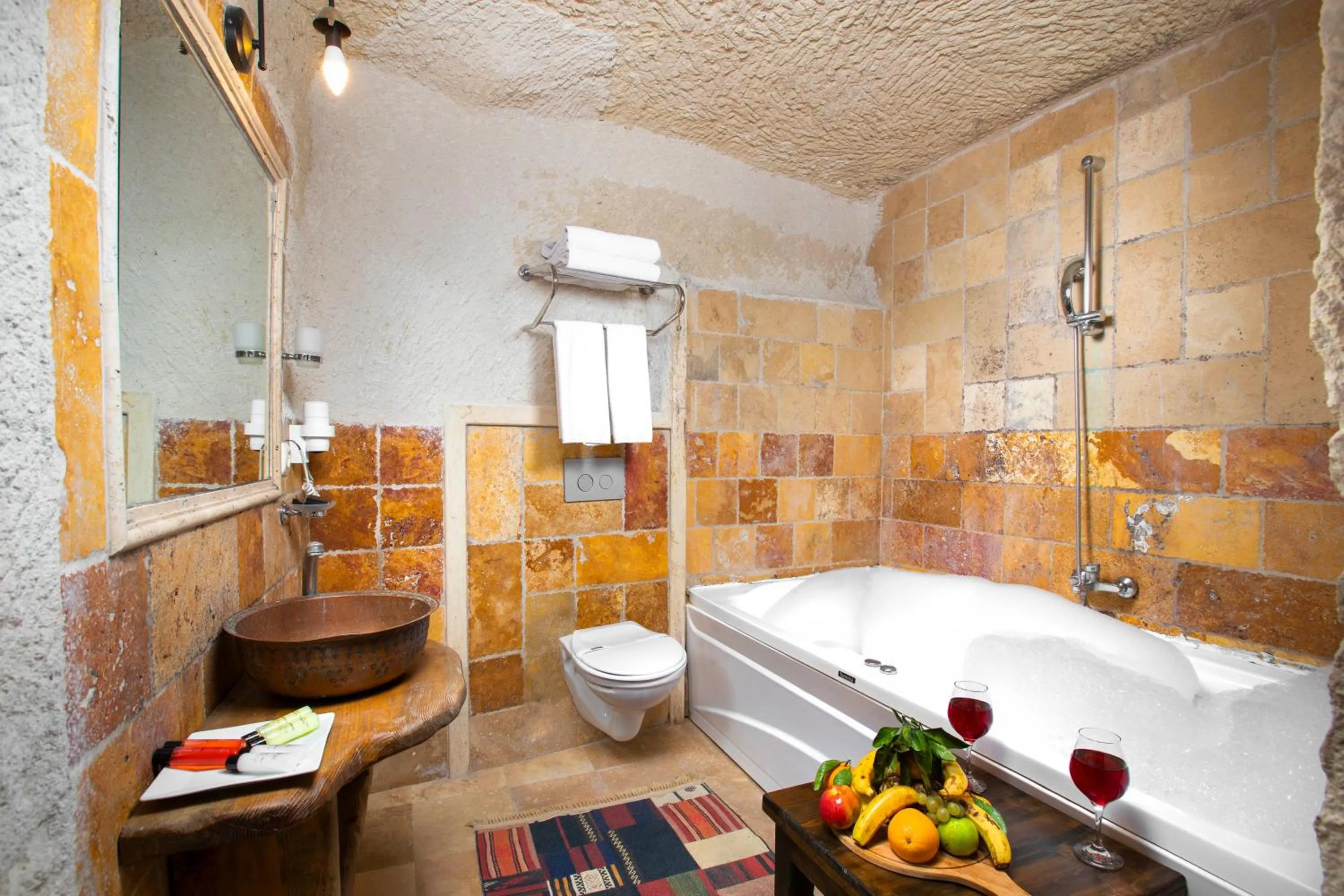 Toilet in Garden Inn Cappadocia