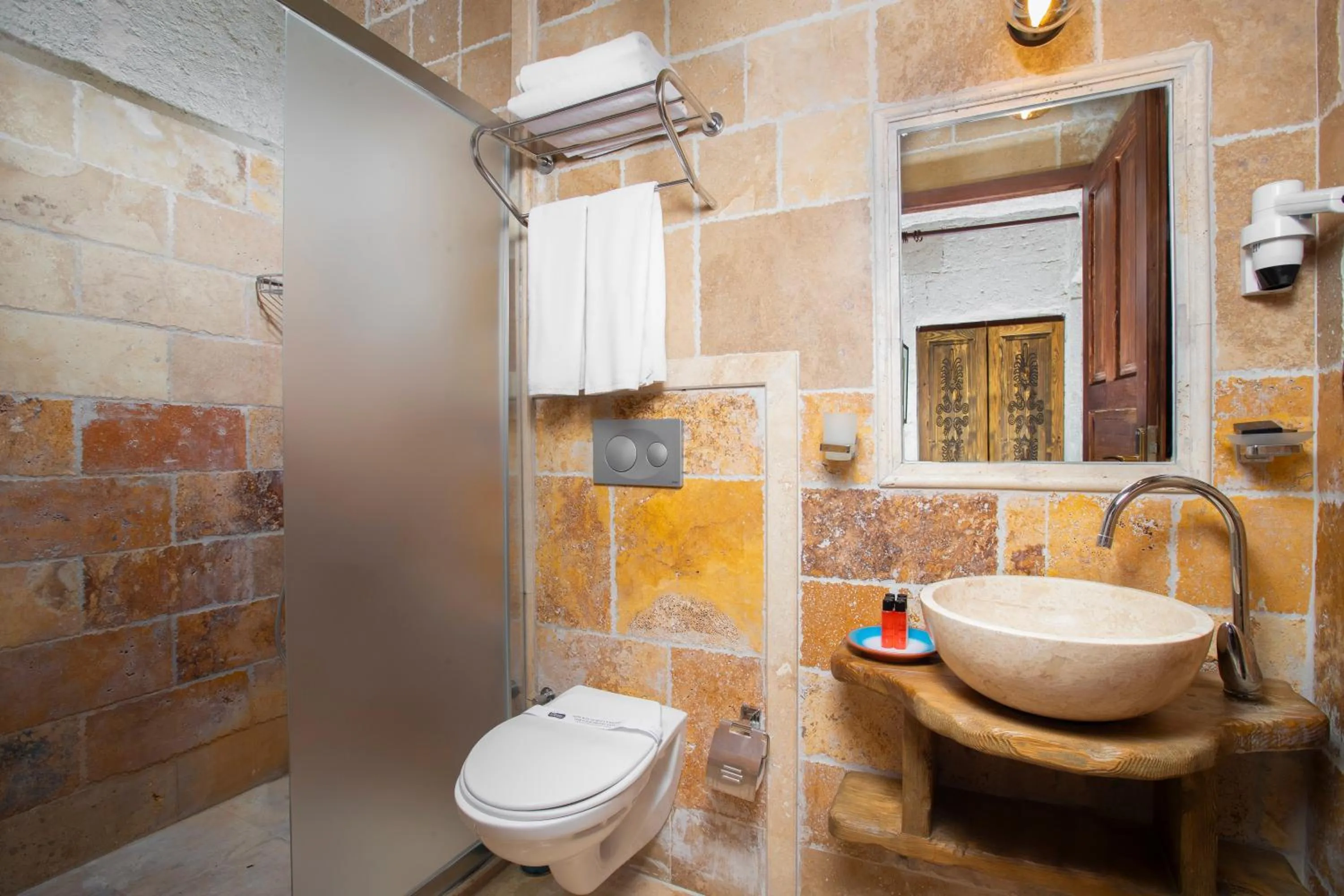 Shower in Garden Inn Cappadocia