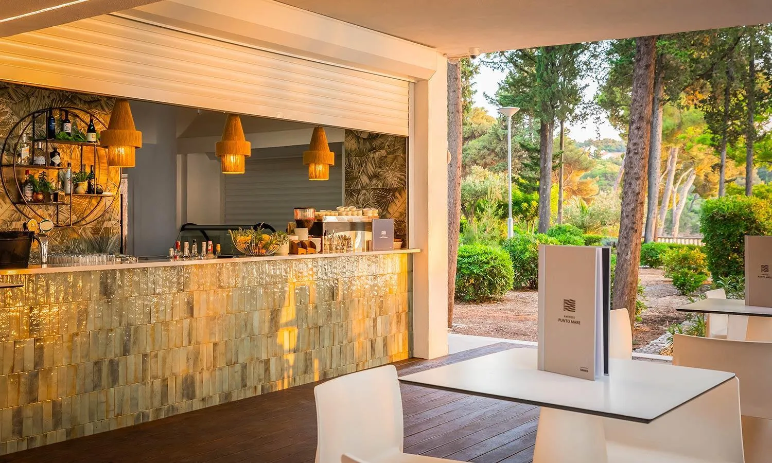 Lounge or bar in Aminess Vival Velaris Resort