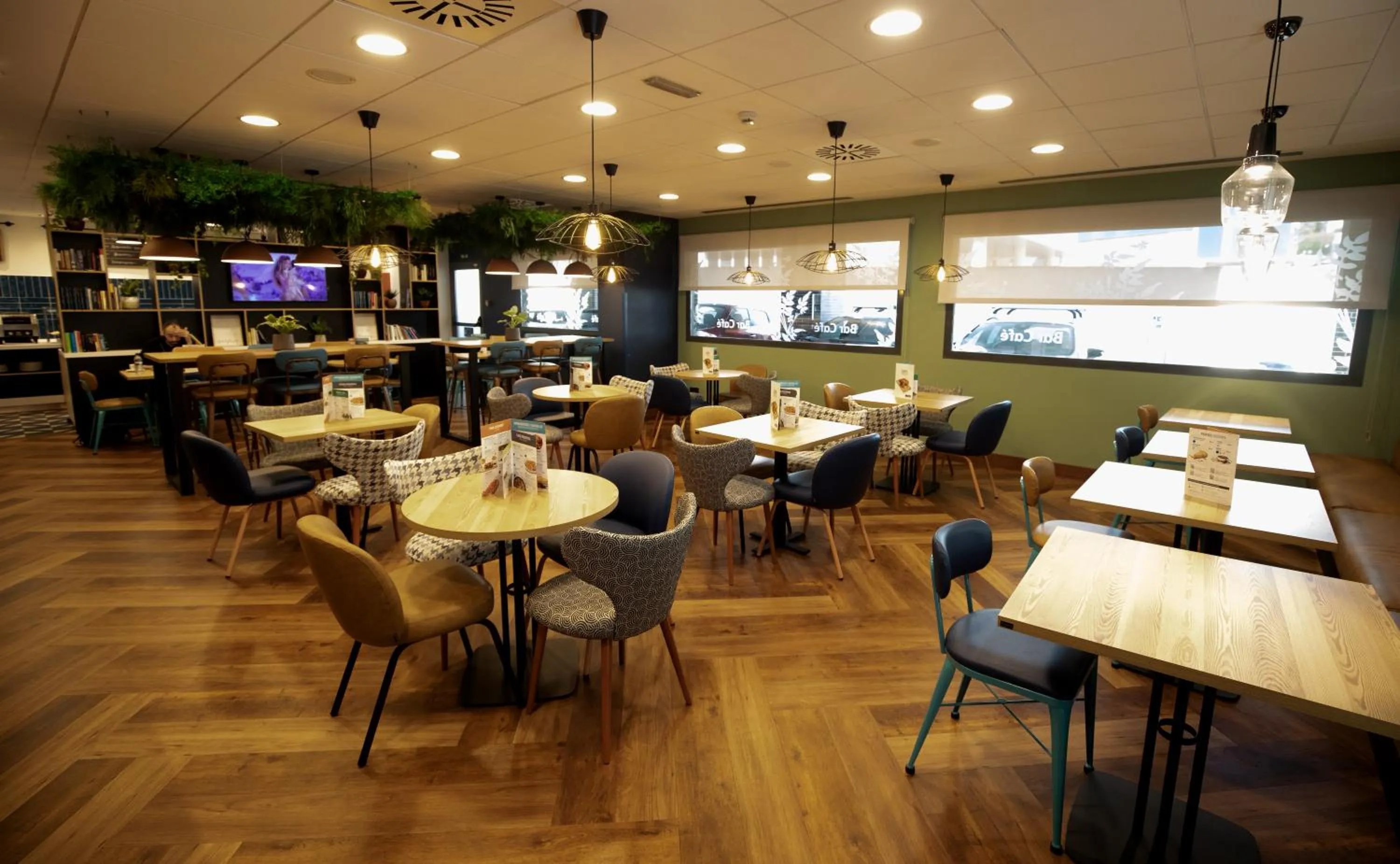 Restaurant/places to eat in Travelodge Madrid Metropolitano
