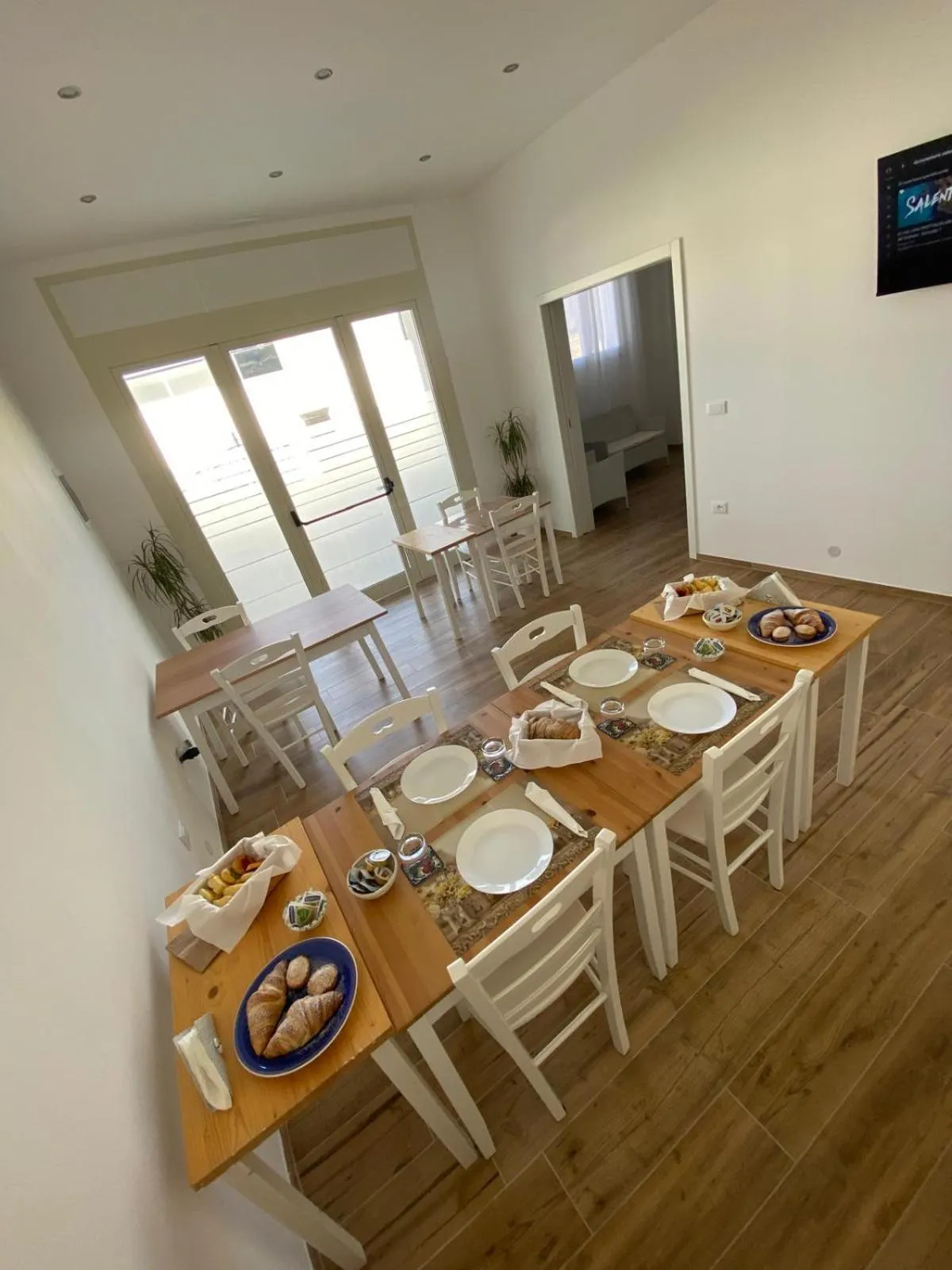 Breakfast in B&B White Rooms Salento