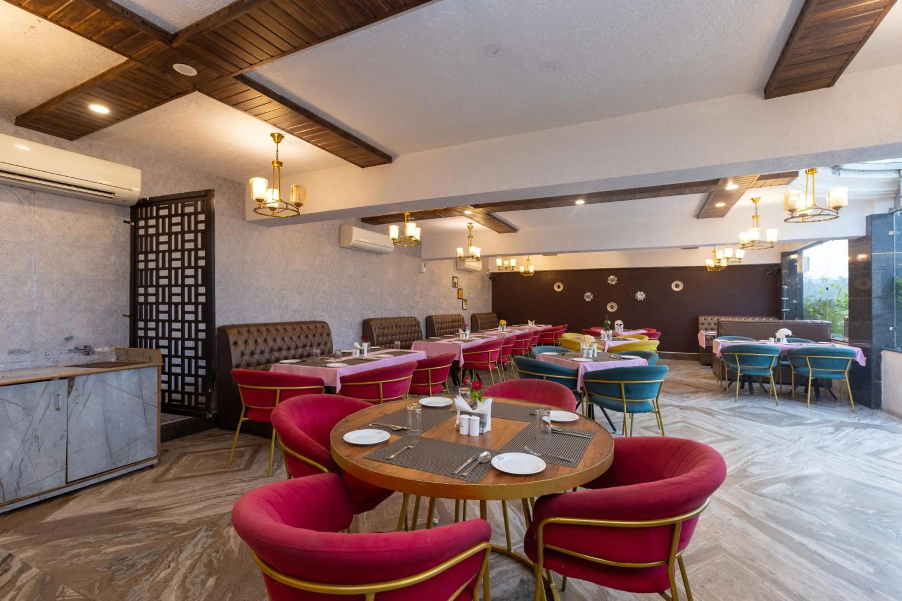 Restaurant/places to eat in Indira Nikunj Rubystone Exotic