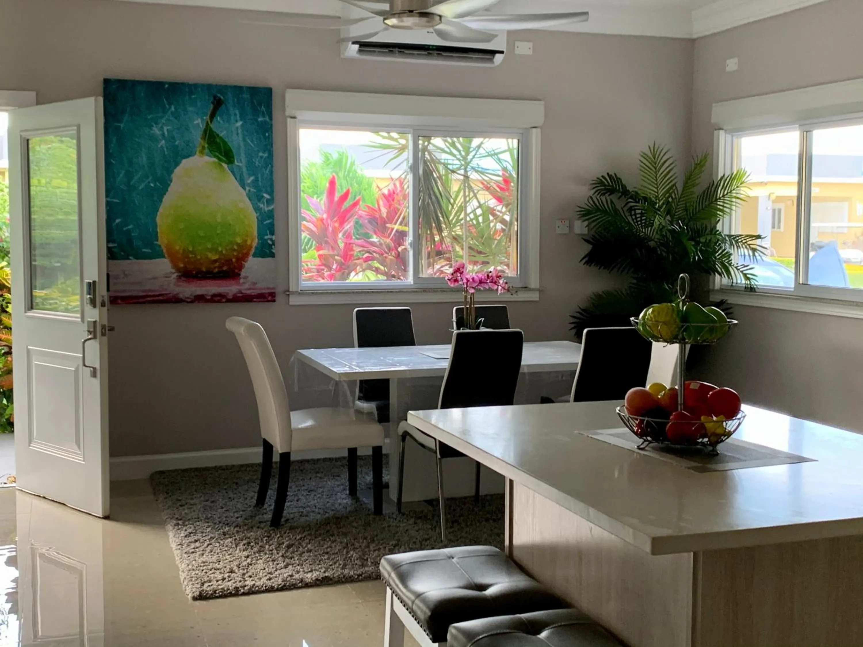 Dining area in The Marina Villa de Sonja