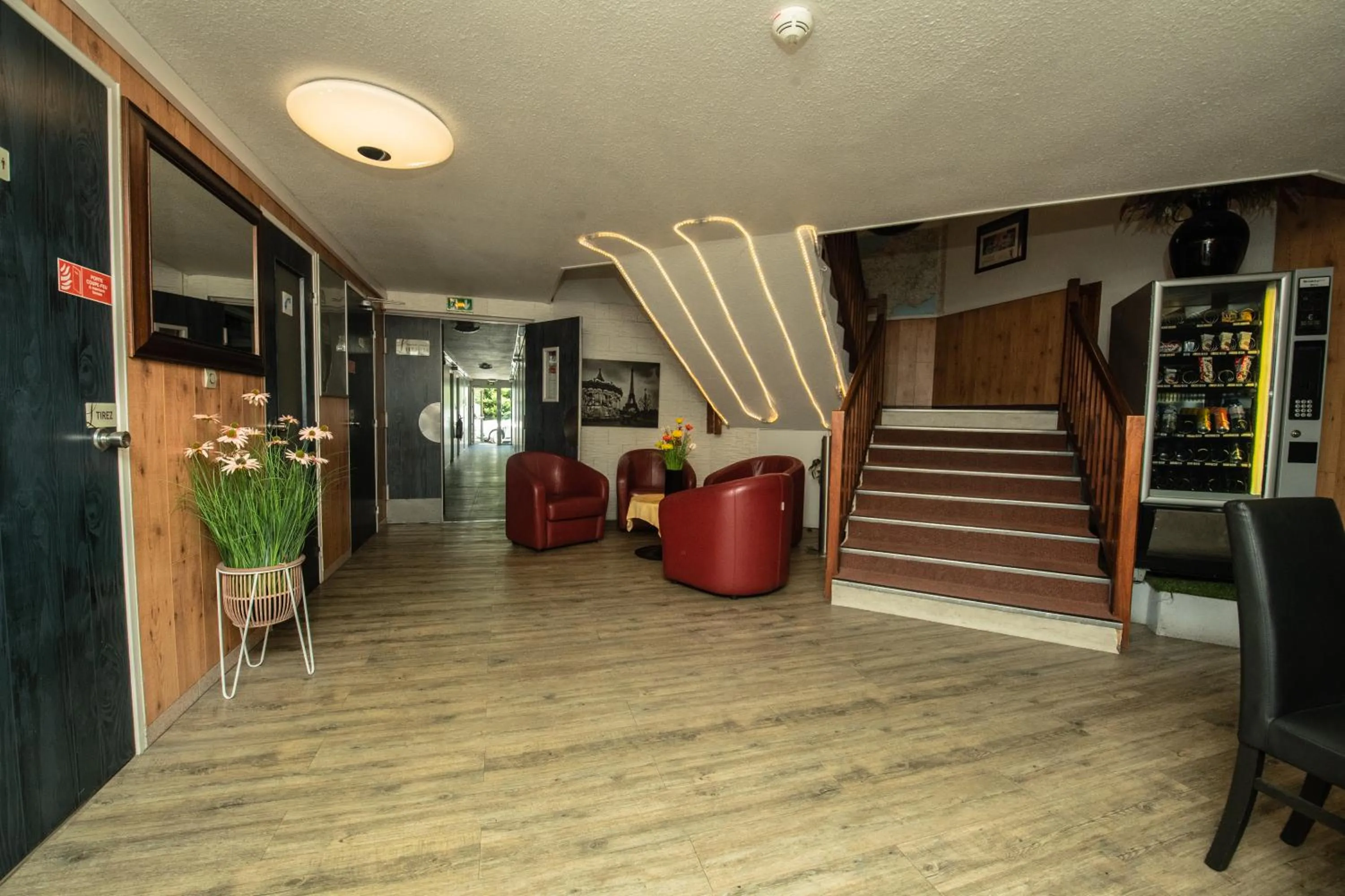 Property building in Logis Hôtel - Le Relais du Parisis