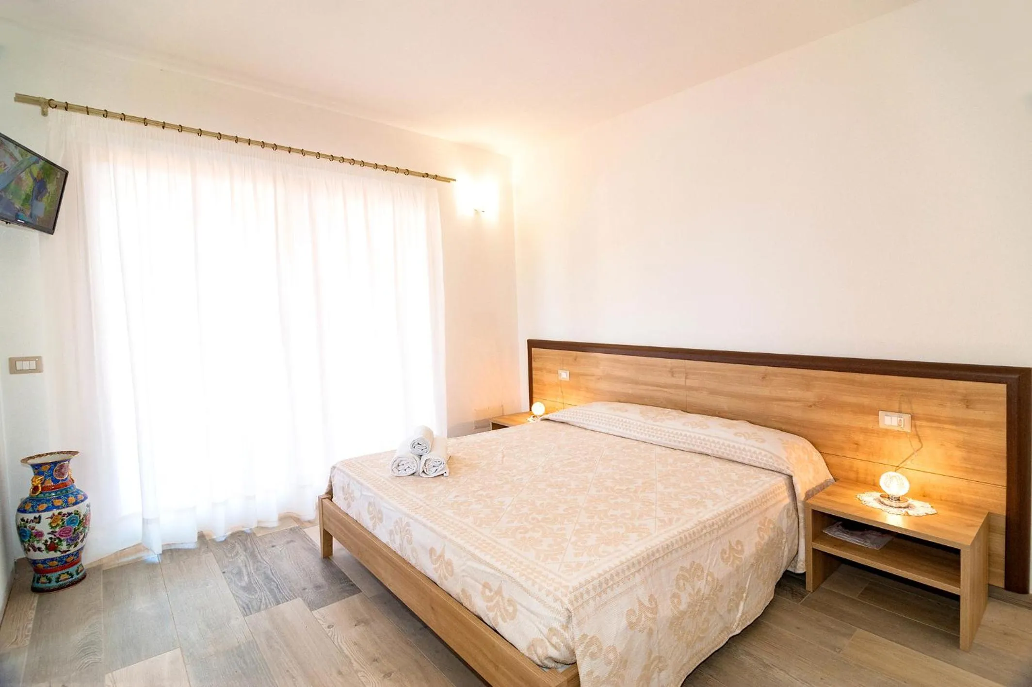 Bed in MOLAROTTO CAMERE CON ANGOLO COTTURA
