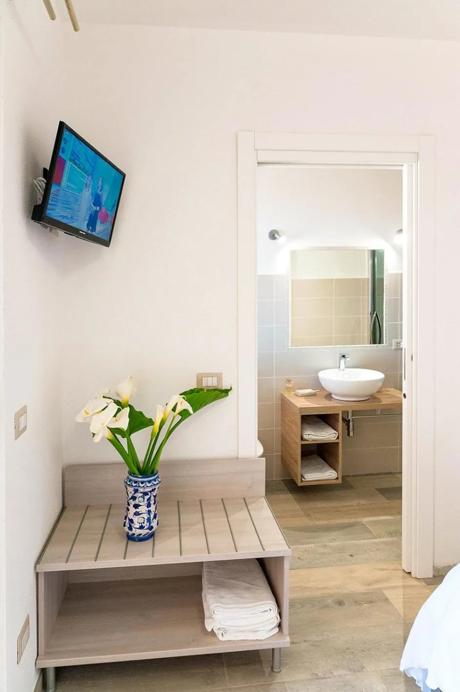 Bed in MOLAROTTO CAMERE CON ANGOLO COTTURA