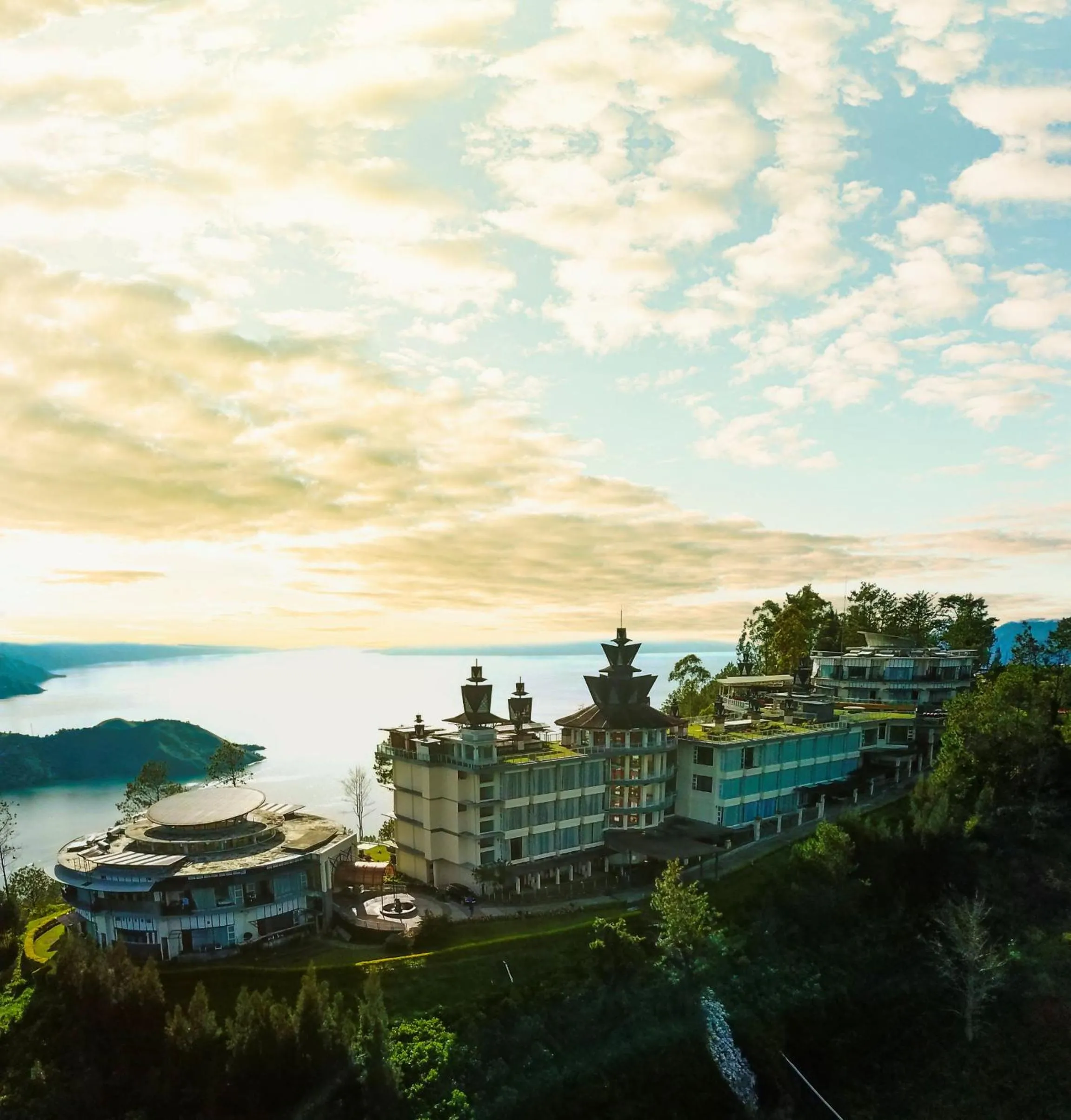 Taman Simalem Resort