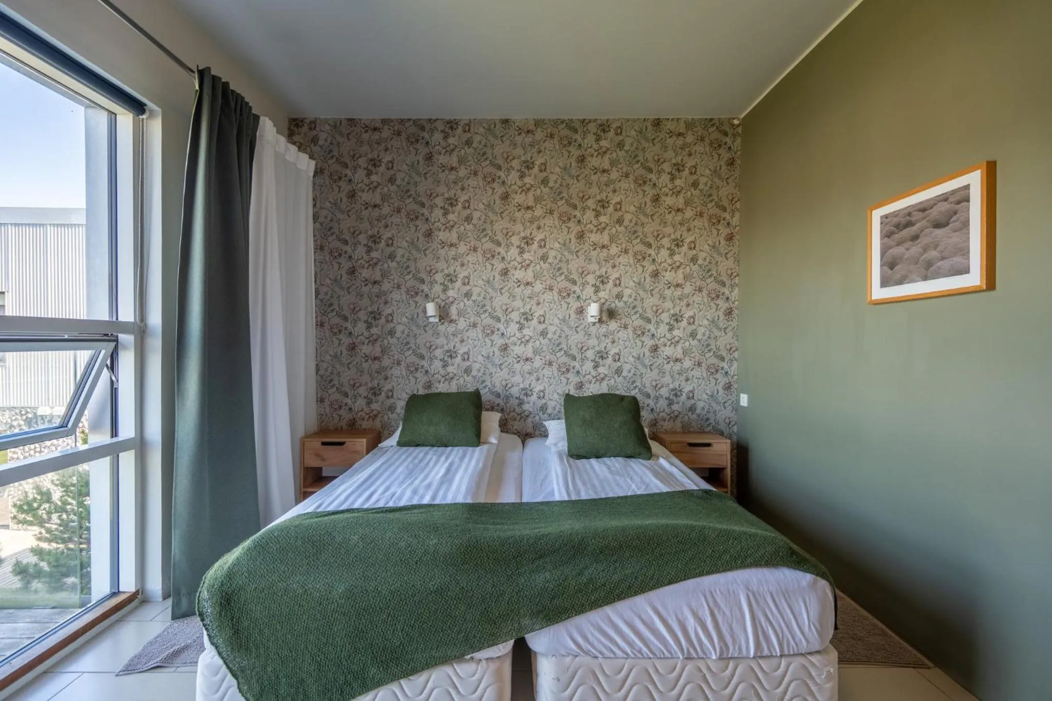 Bedroom, Bed in Hotel Laki