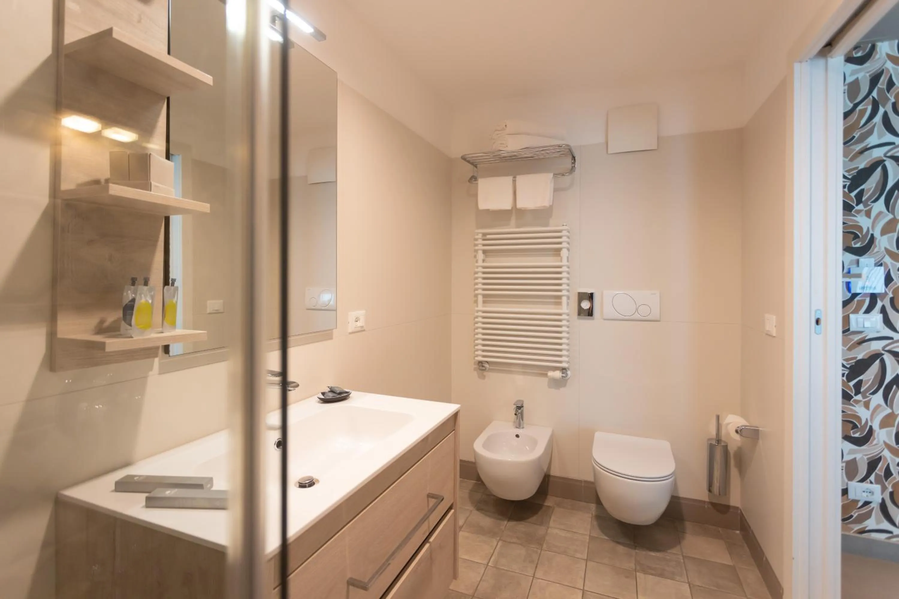 Bathroom in Mosella Suite Hotel