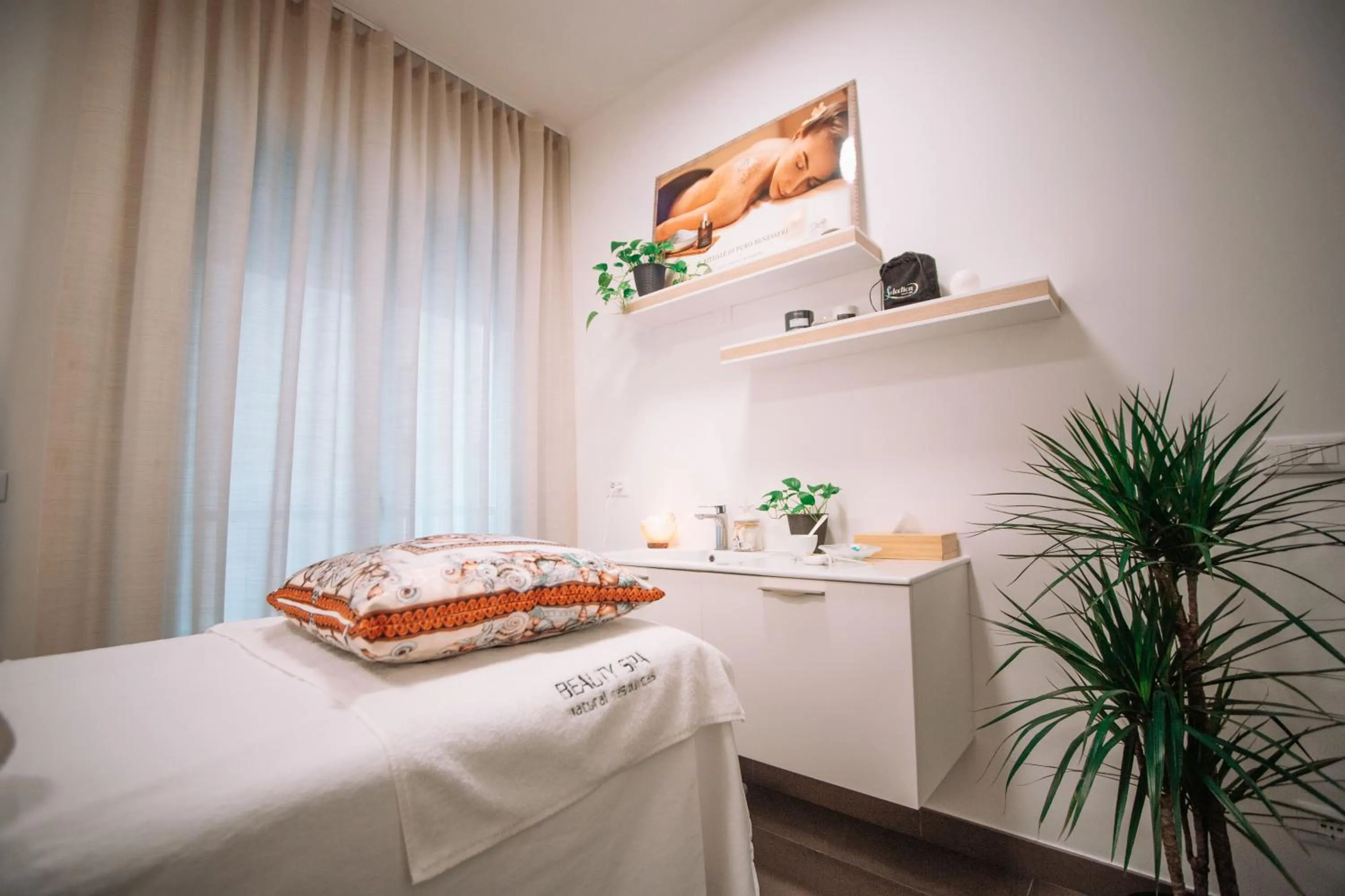Massage in Mosella Suite Hotel