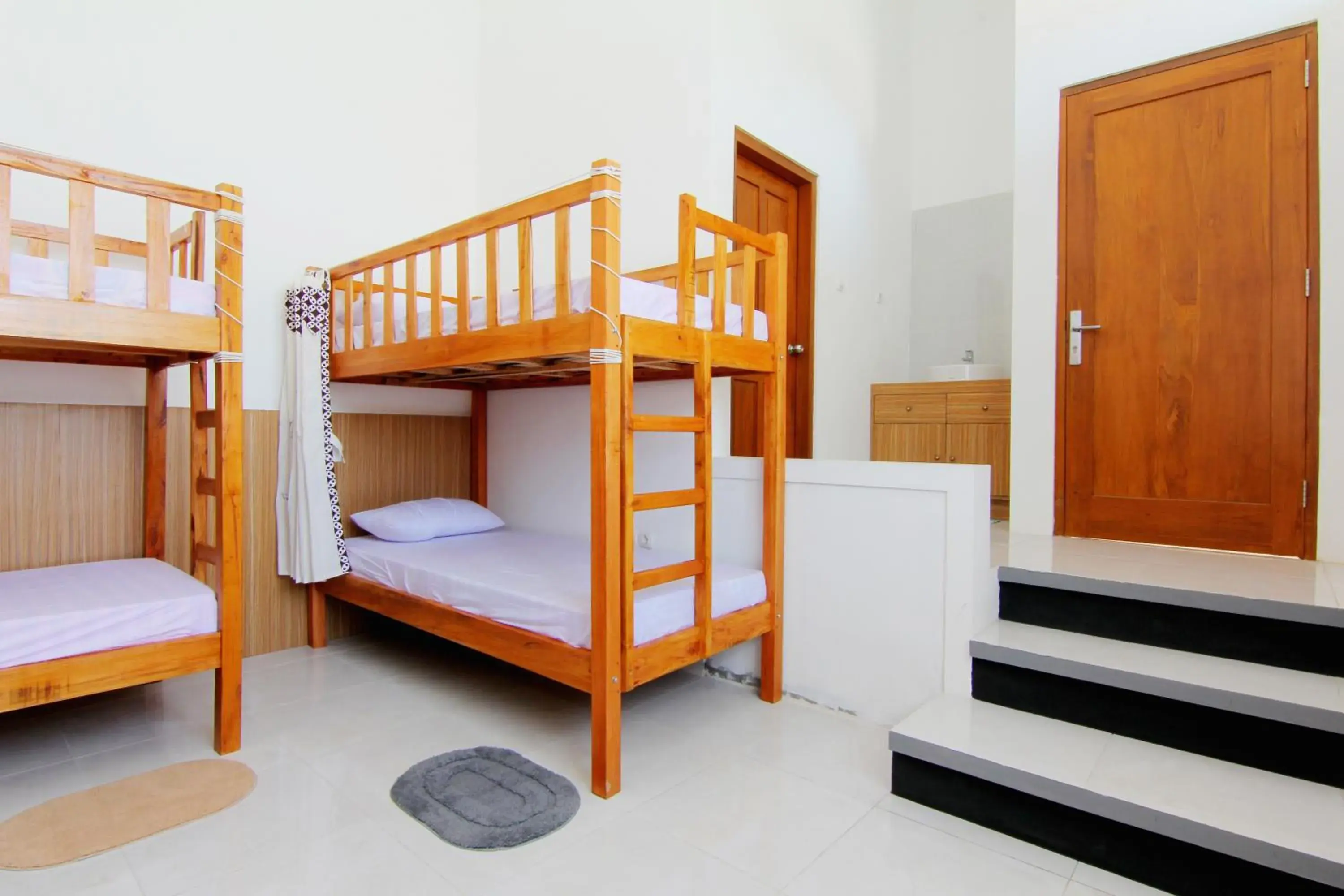 Single Bed in Dormitory Room in Silas Garden Single Bed in Dormitory Room in Silas Garden