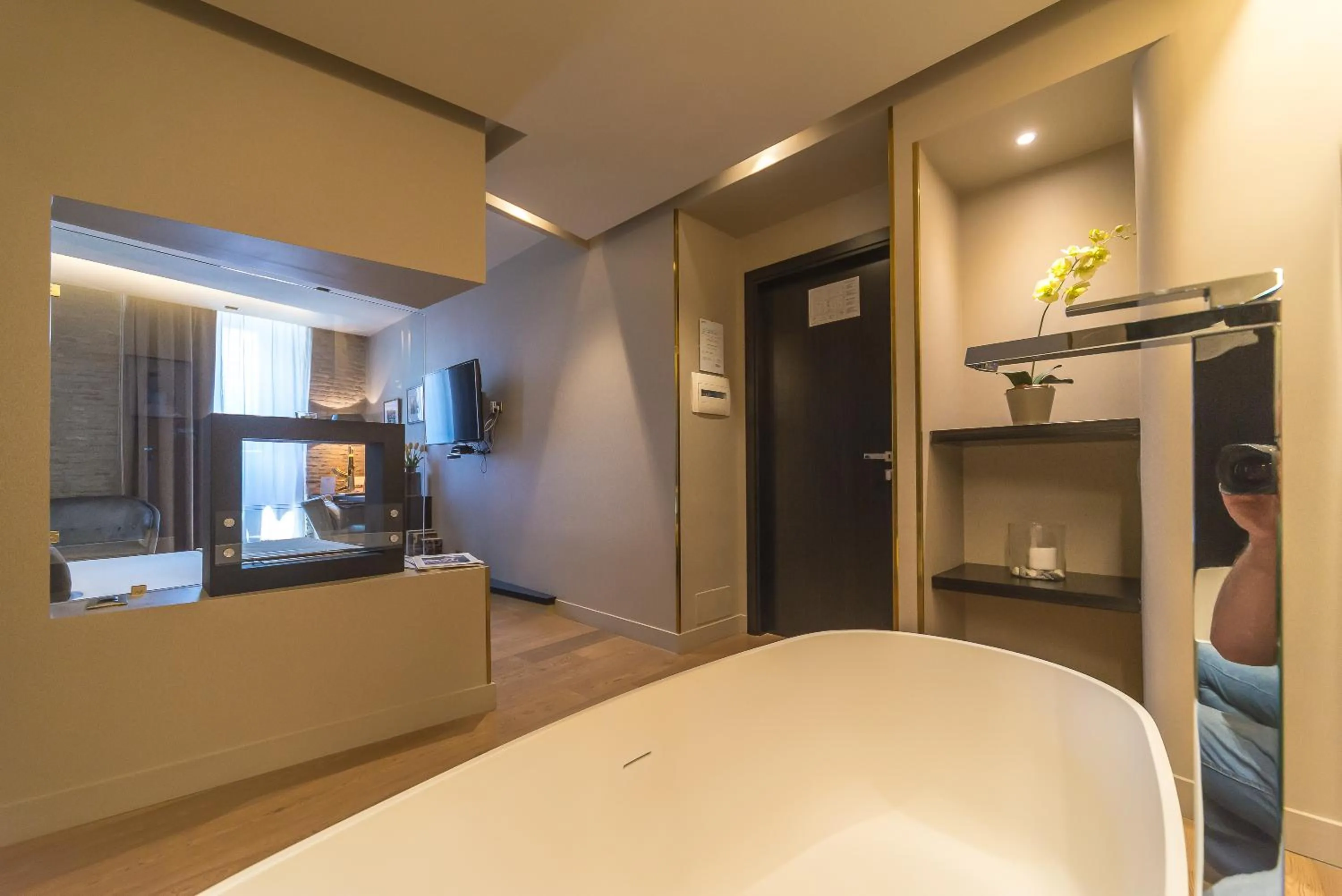 Photo of the whole room in Campo Marzio Luxury Suites