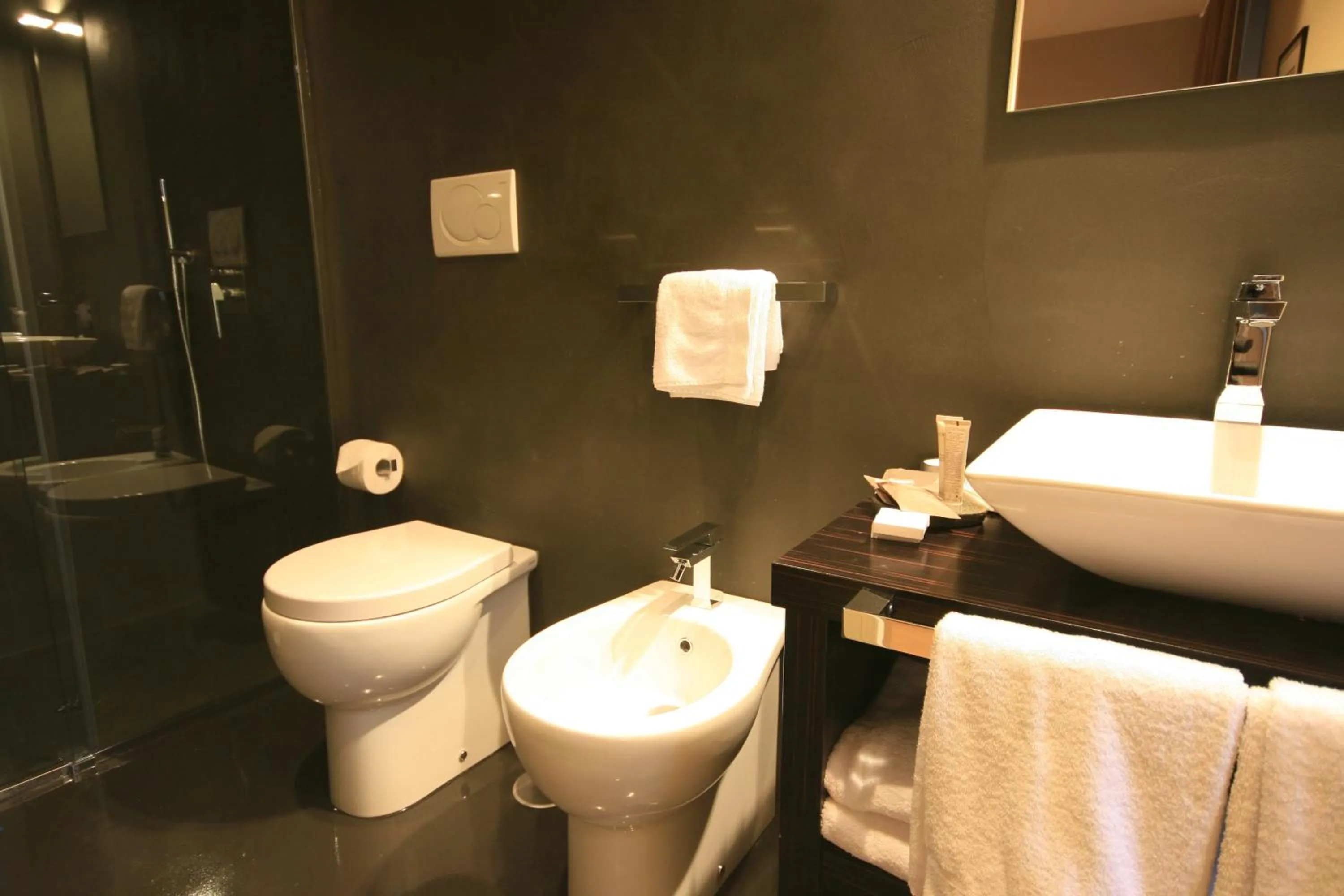 Bathroom in Campo Marzio Luxury Suites