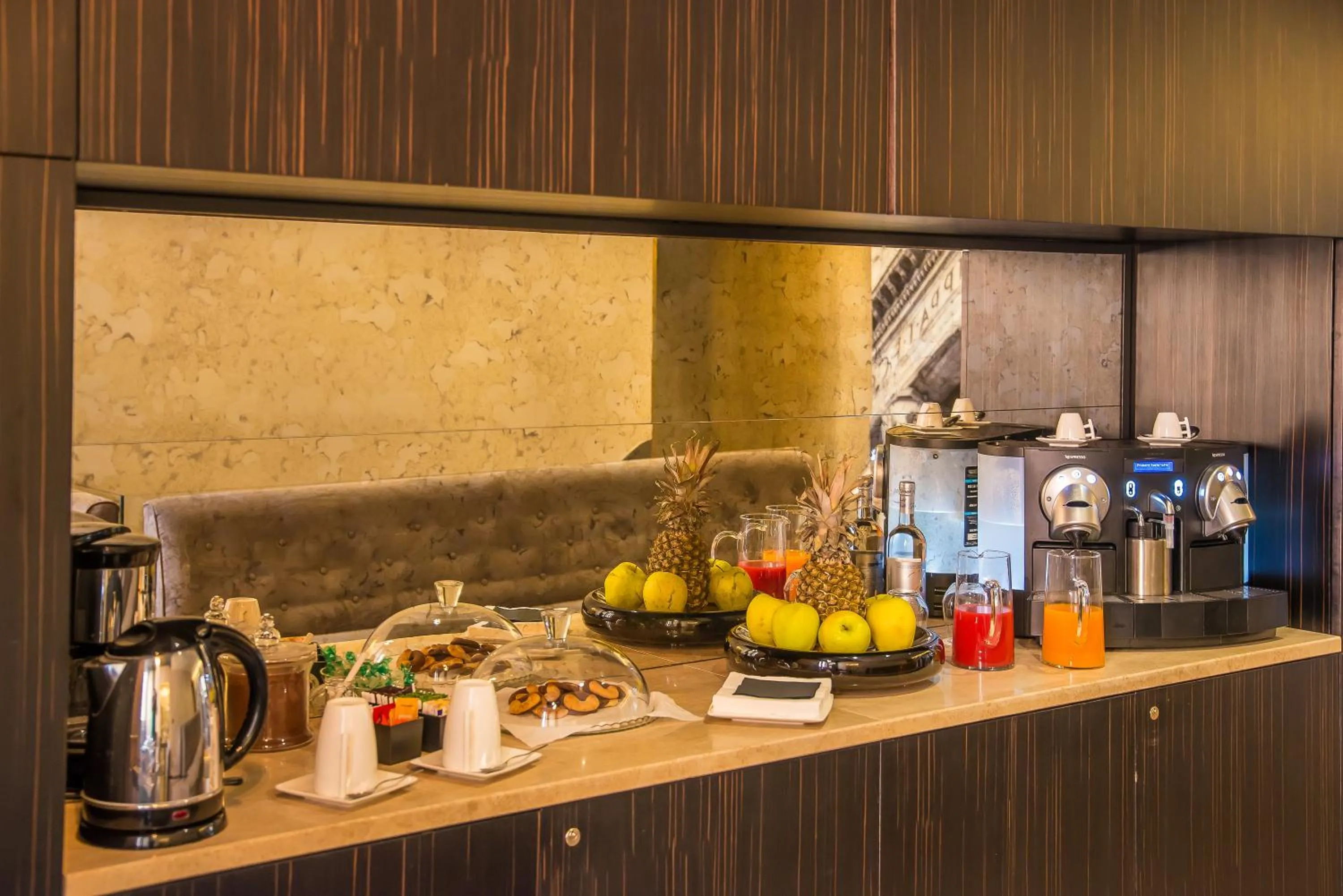 Lounge or bar in Campo Marzio Luxury Suites