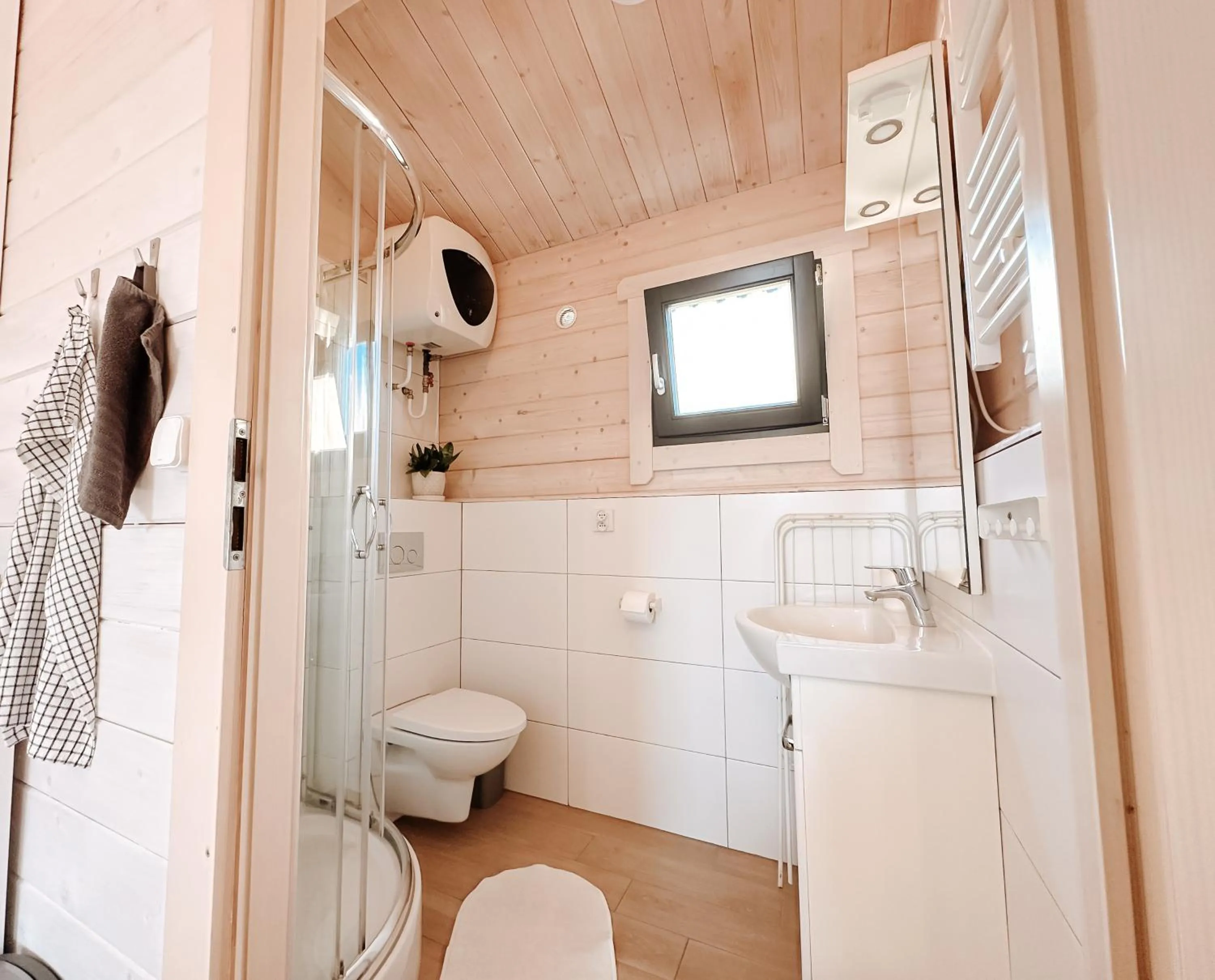 Shower in Family-Holiday Spa&Resort