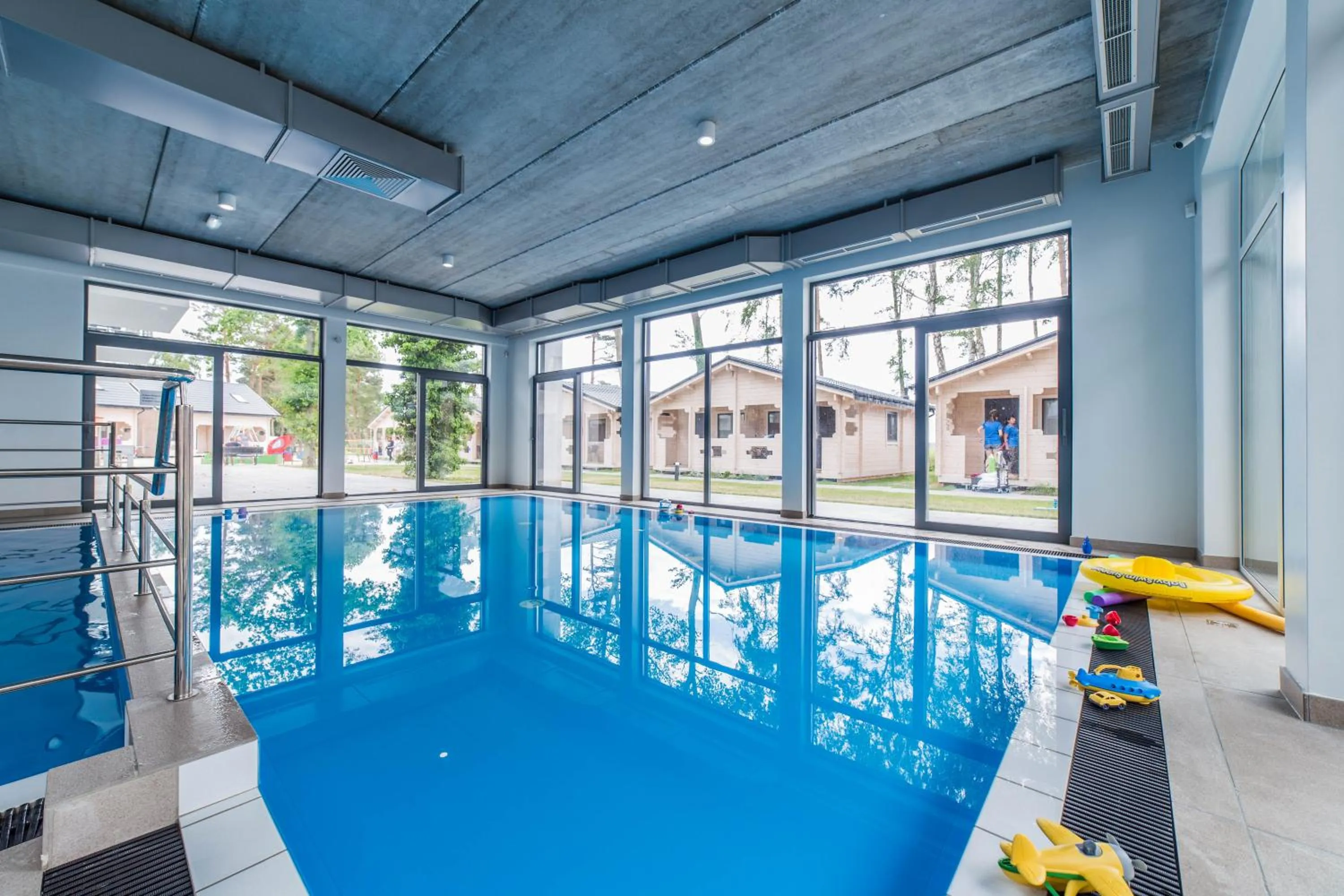 Pool view in Family-Holiday Spa&Resort