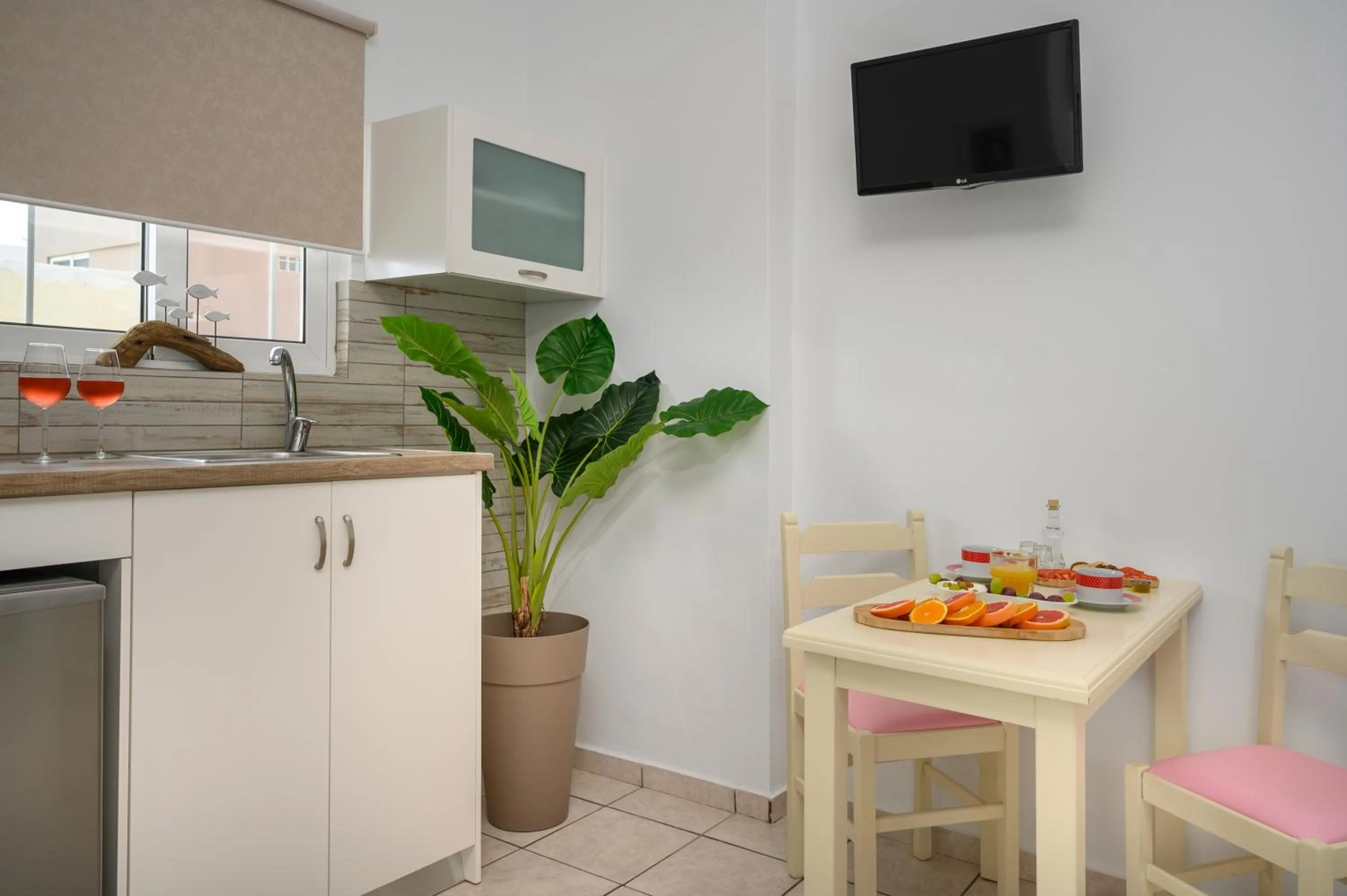 Kitchen or kitchenette in Hermes Beach Front