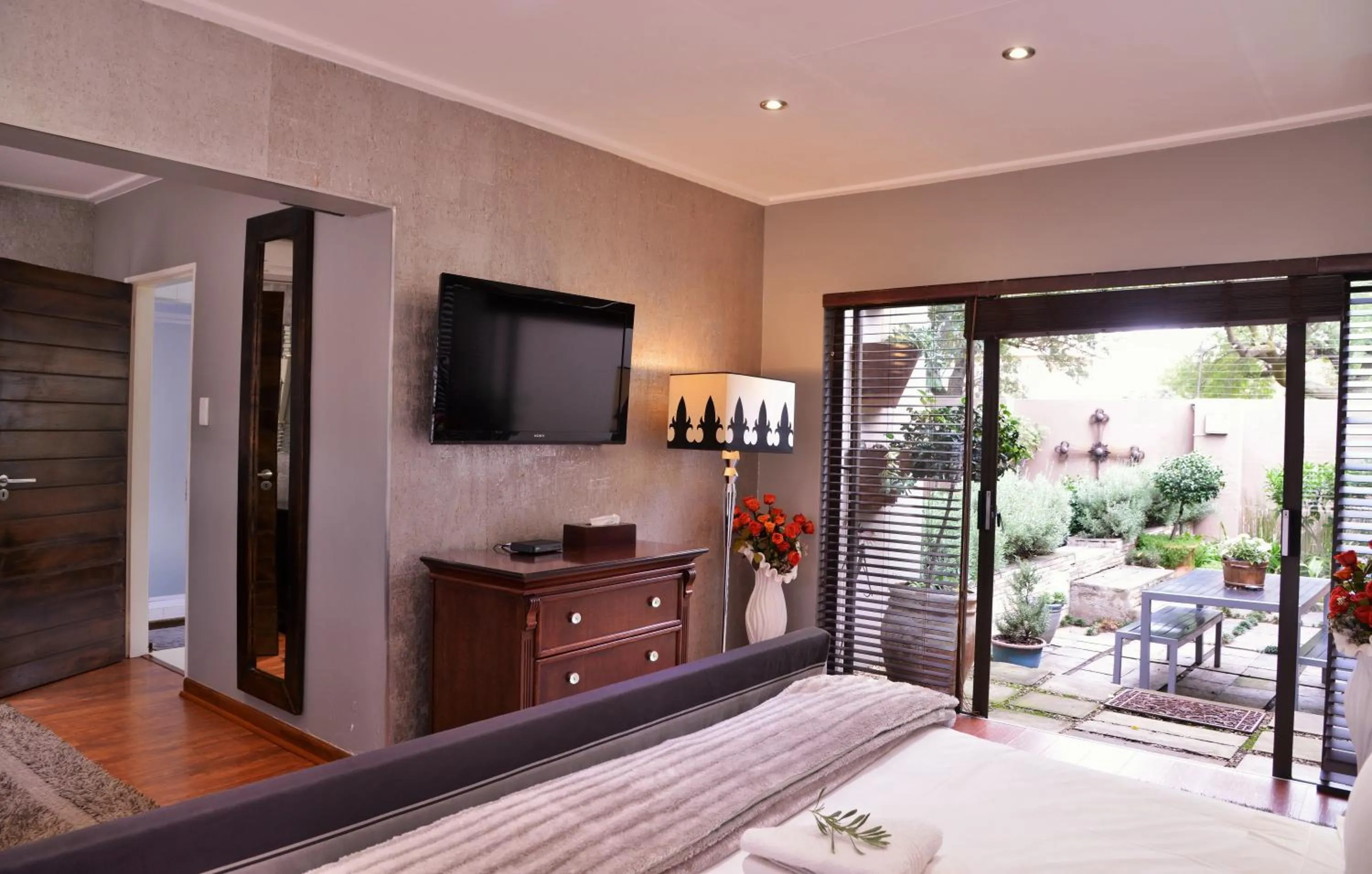 Photo of the whole room in Die Kliphuis