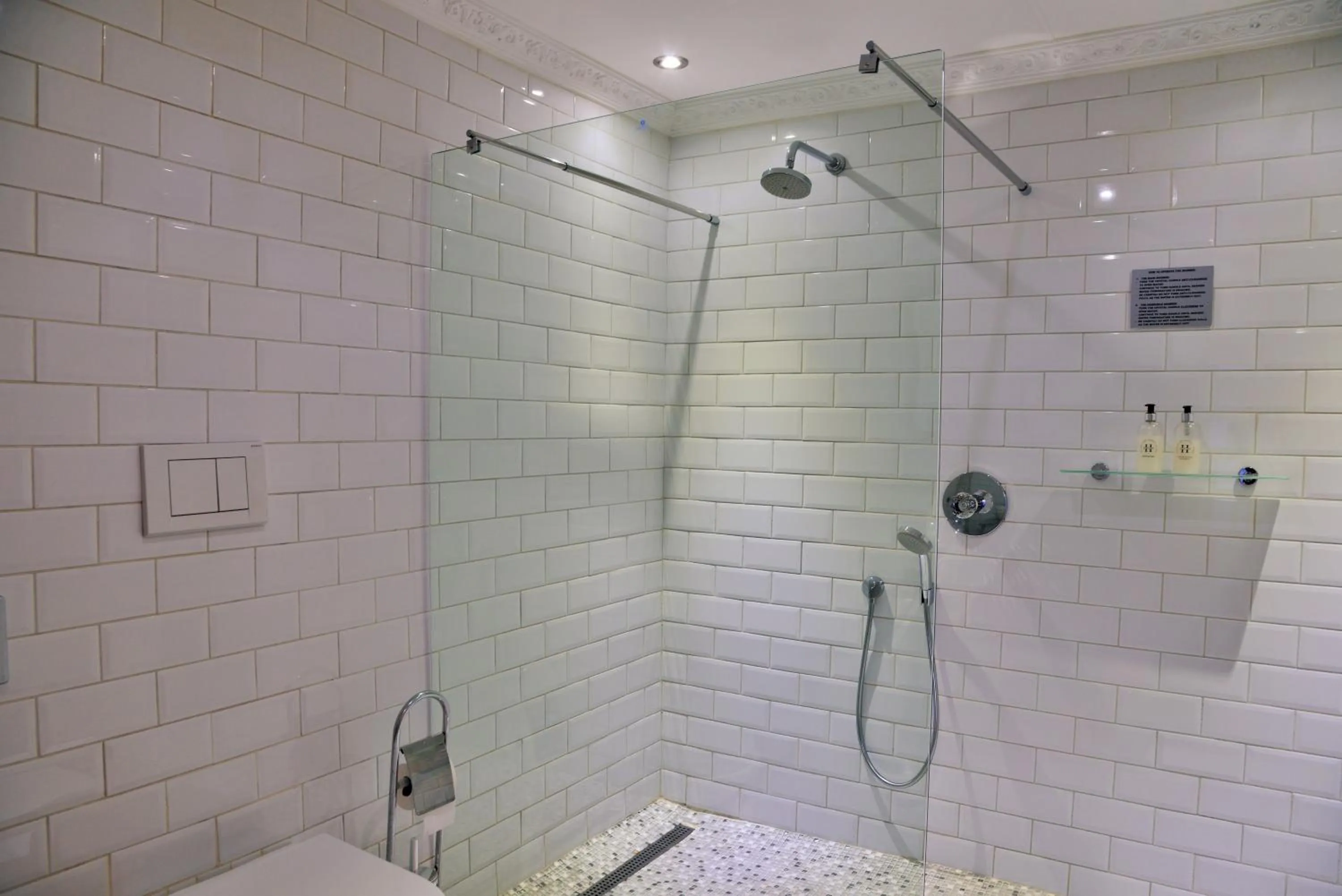 Shower in Die Kliphuis