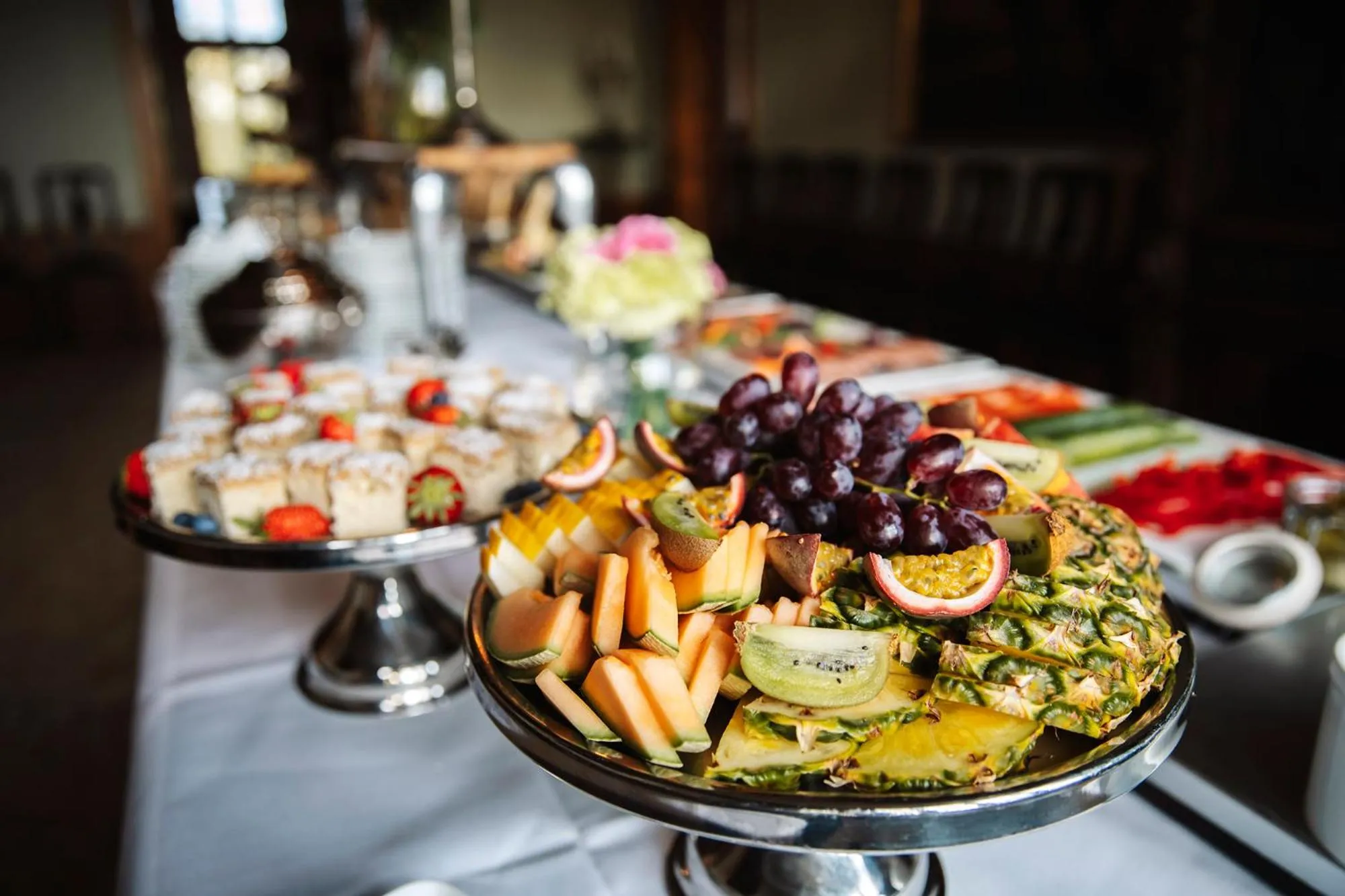 Buffet breakfast in Teleborgs Slott