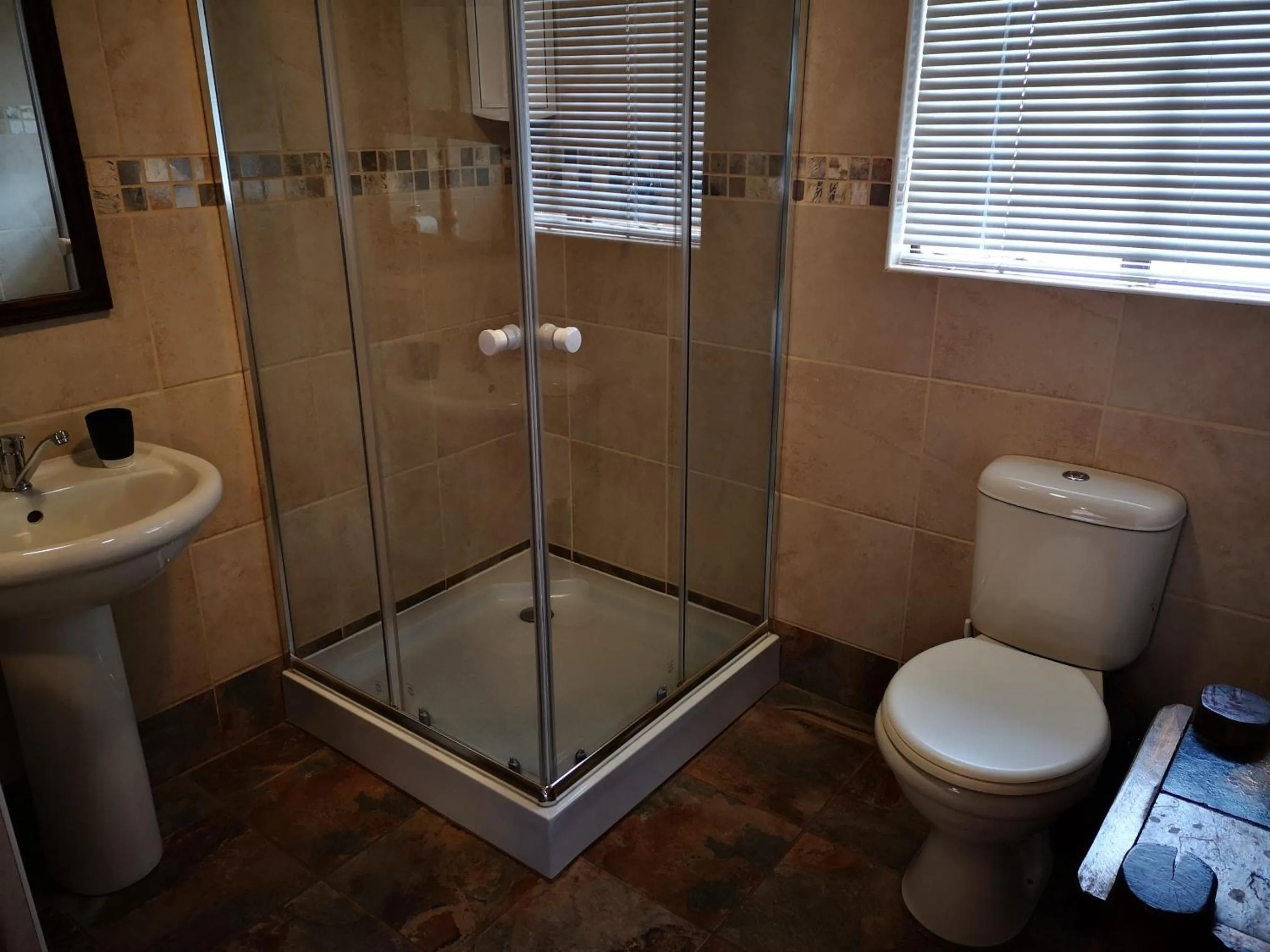 Bathroom in De Oude Herberg