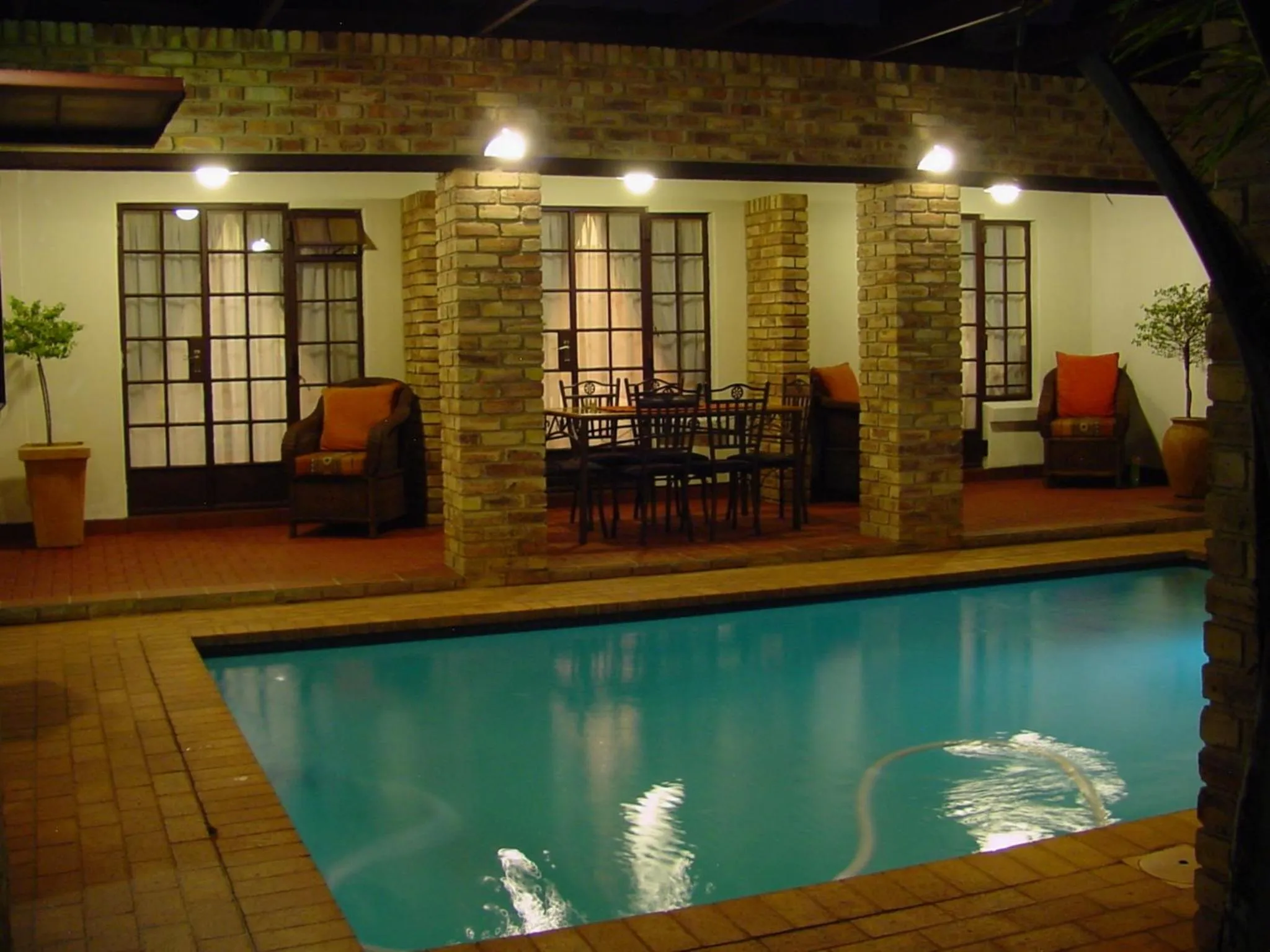 Pool view in De Oude Herberg