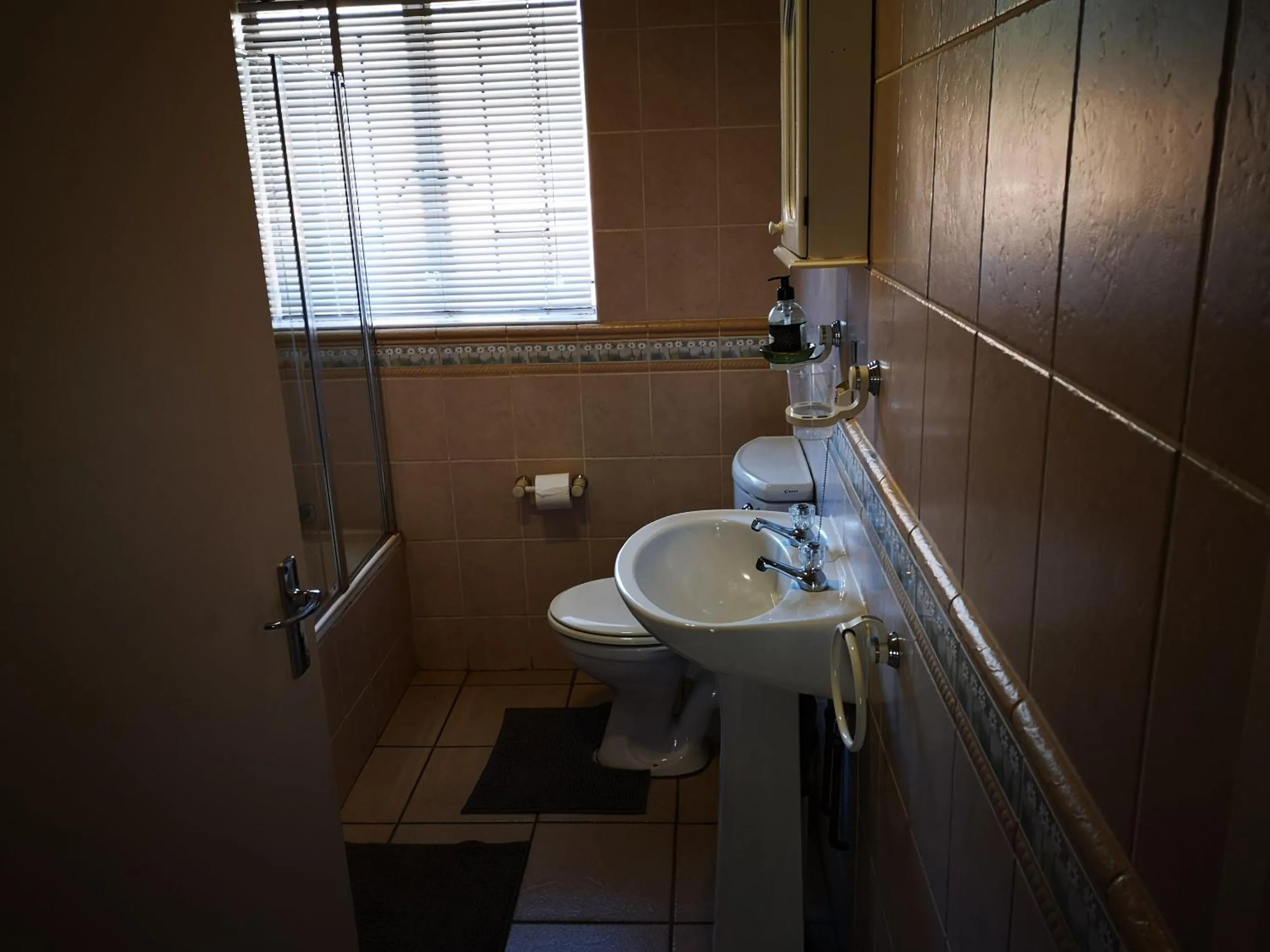 Bathroom in De Oude Herberg