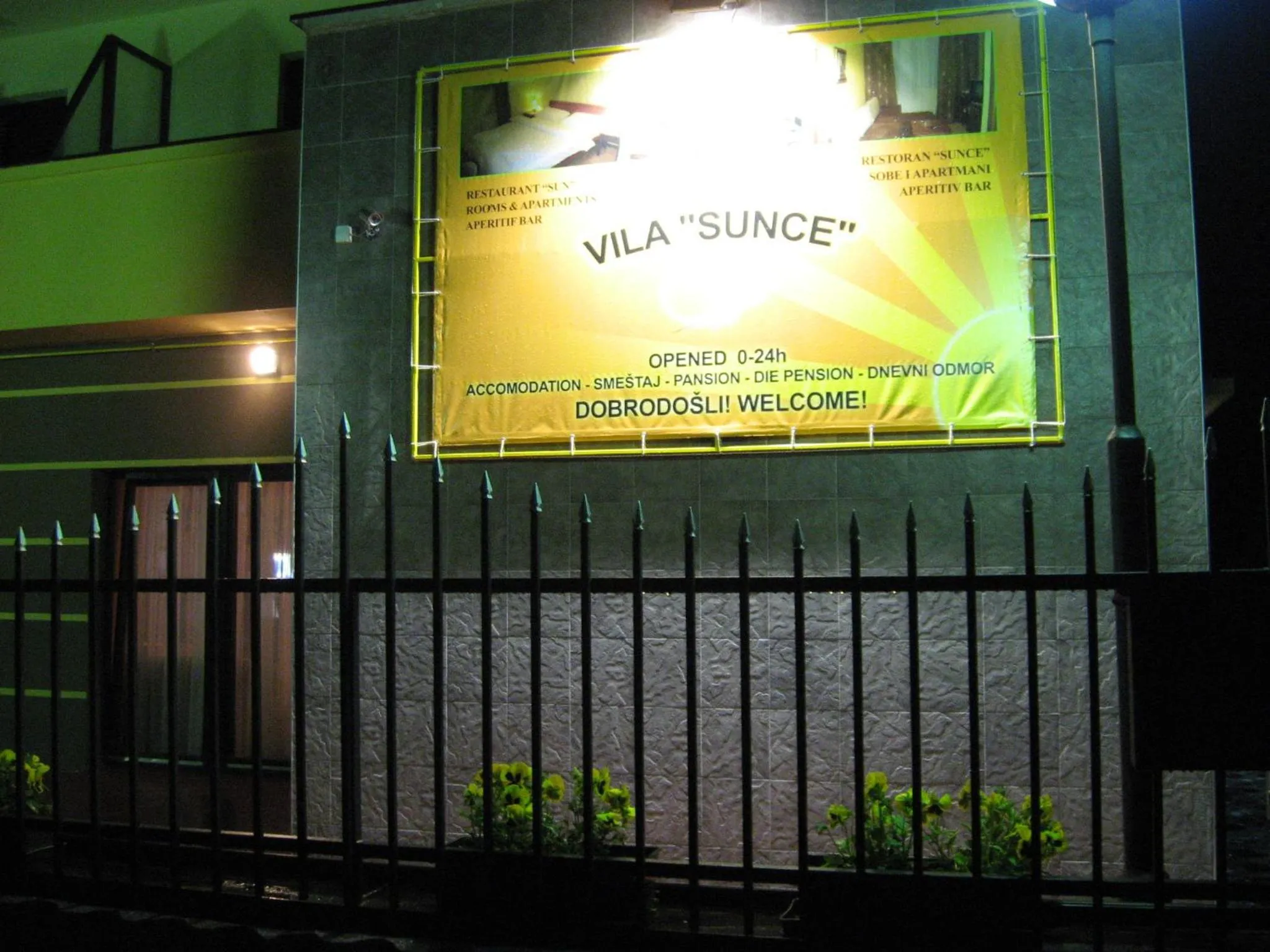 Facade/entrance in Hotel Vila Sunce