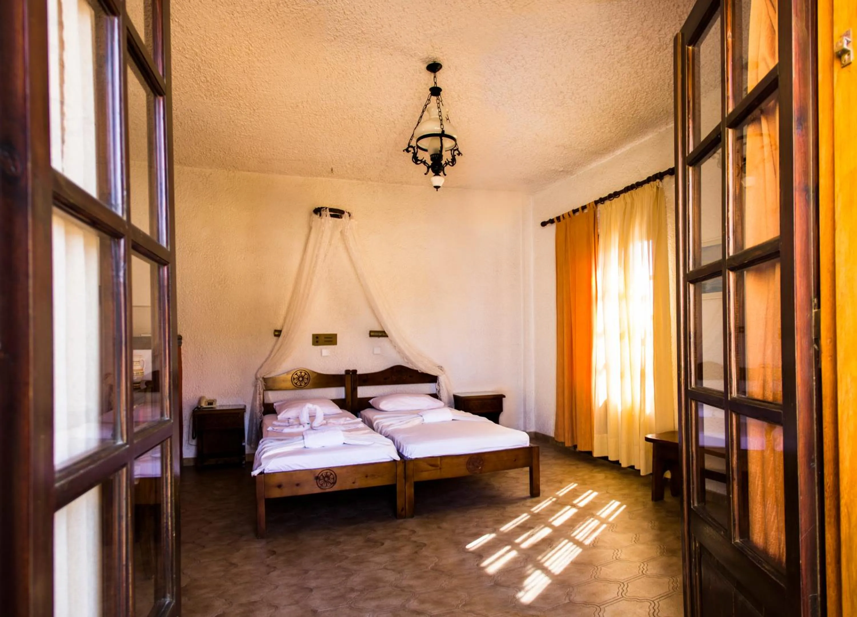 Bedroom, Bed in Hesperia Hotel