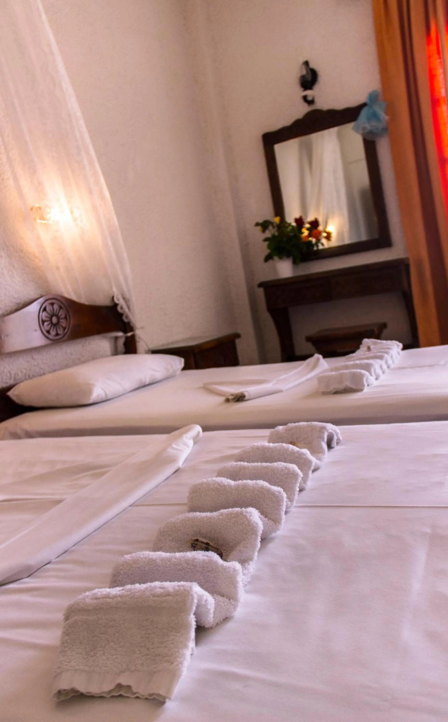 Bedroom, Bed in Hesperia Hotel