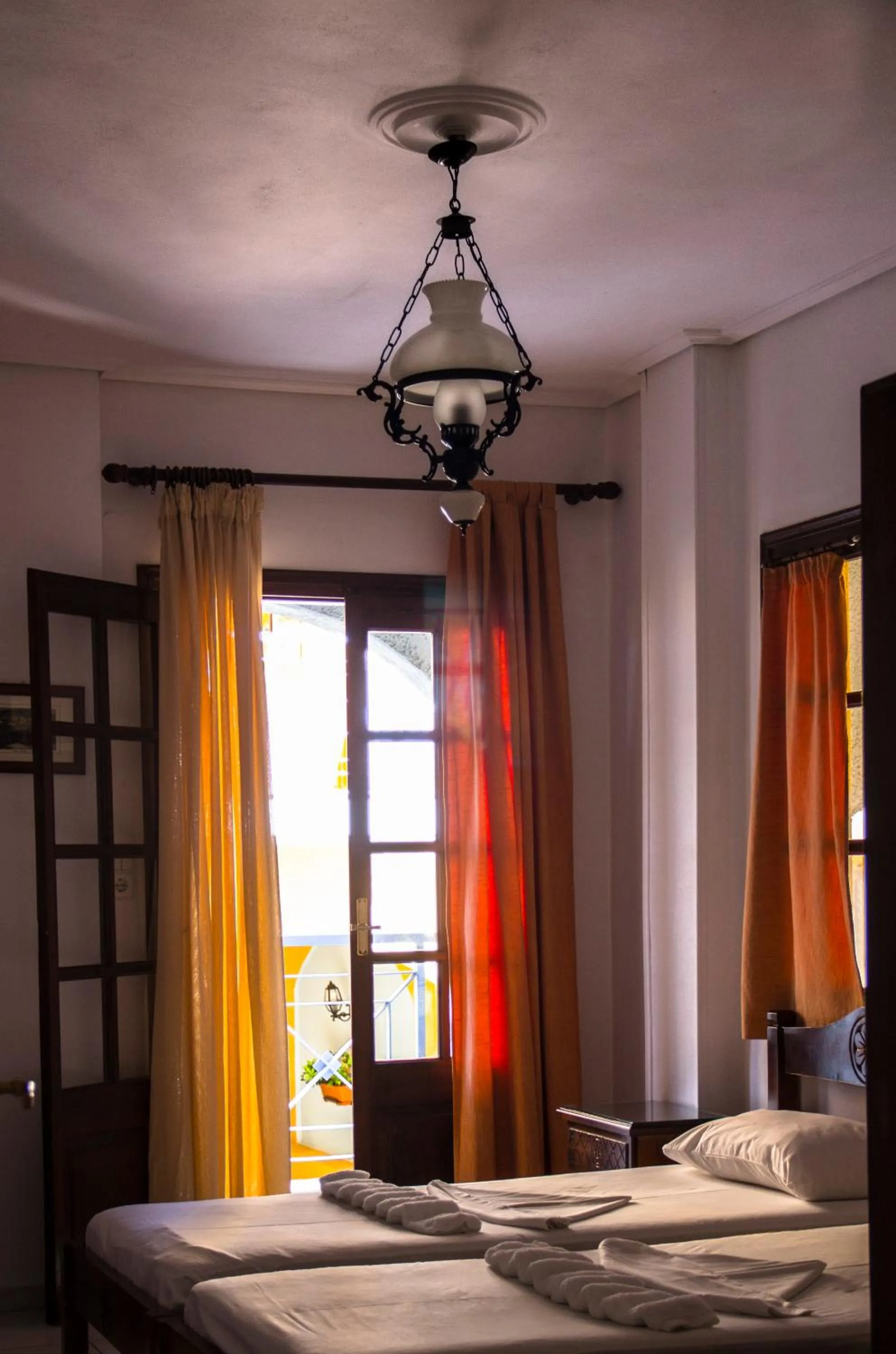 Bedroom, Bed in Hesperia Hotel