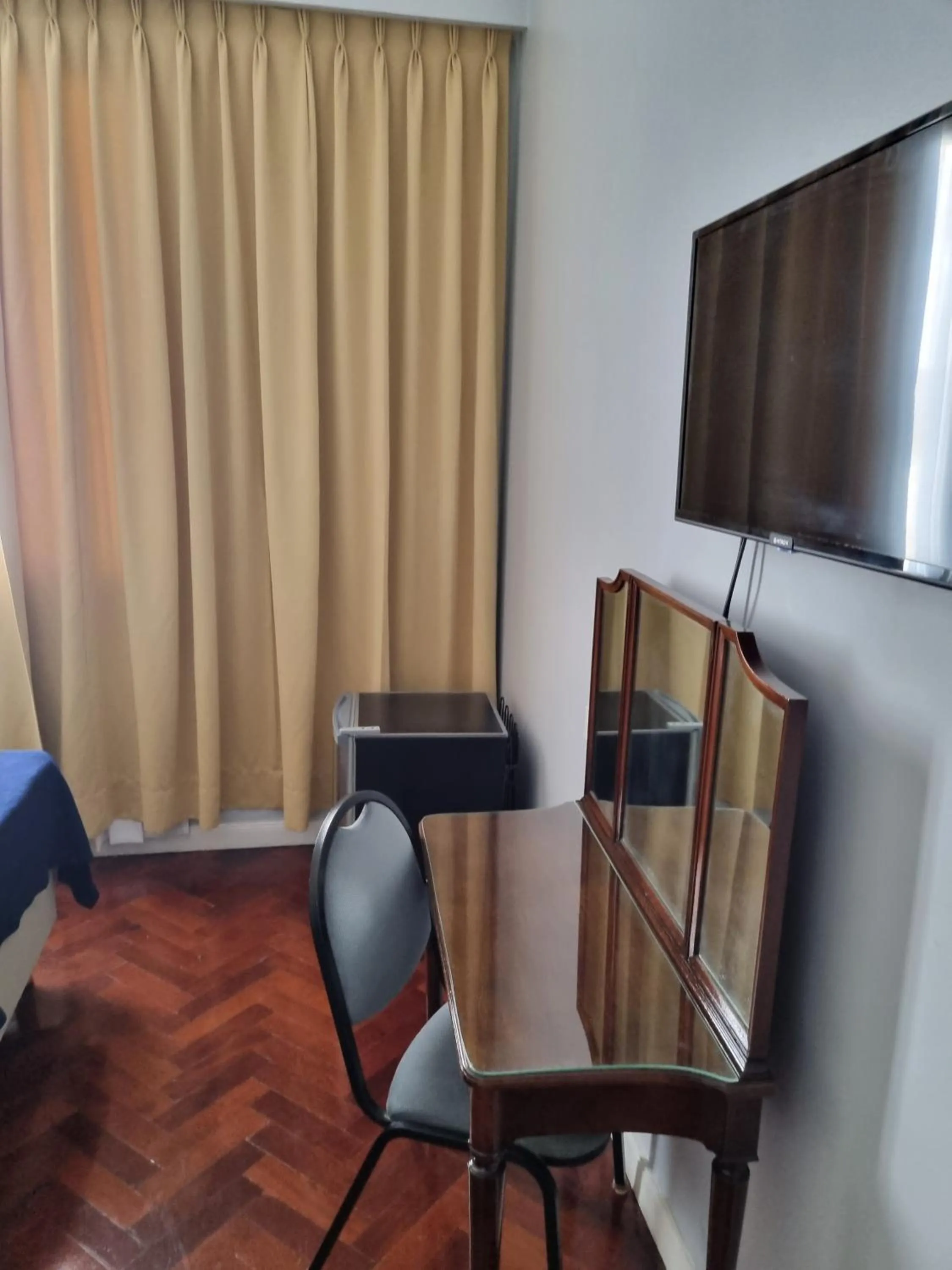 Seating area in HOTEL REGIS