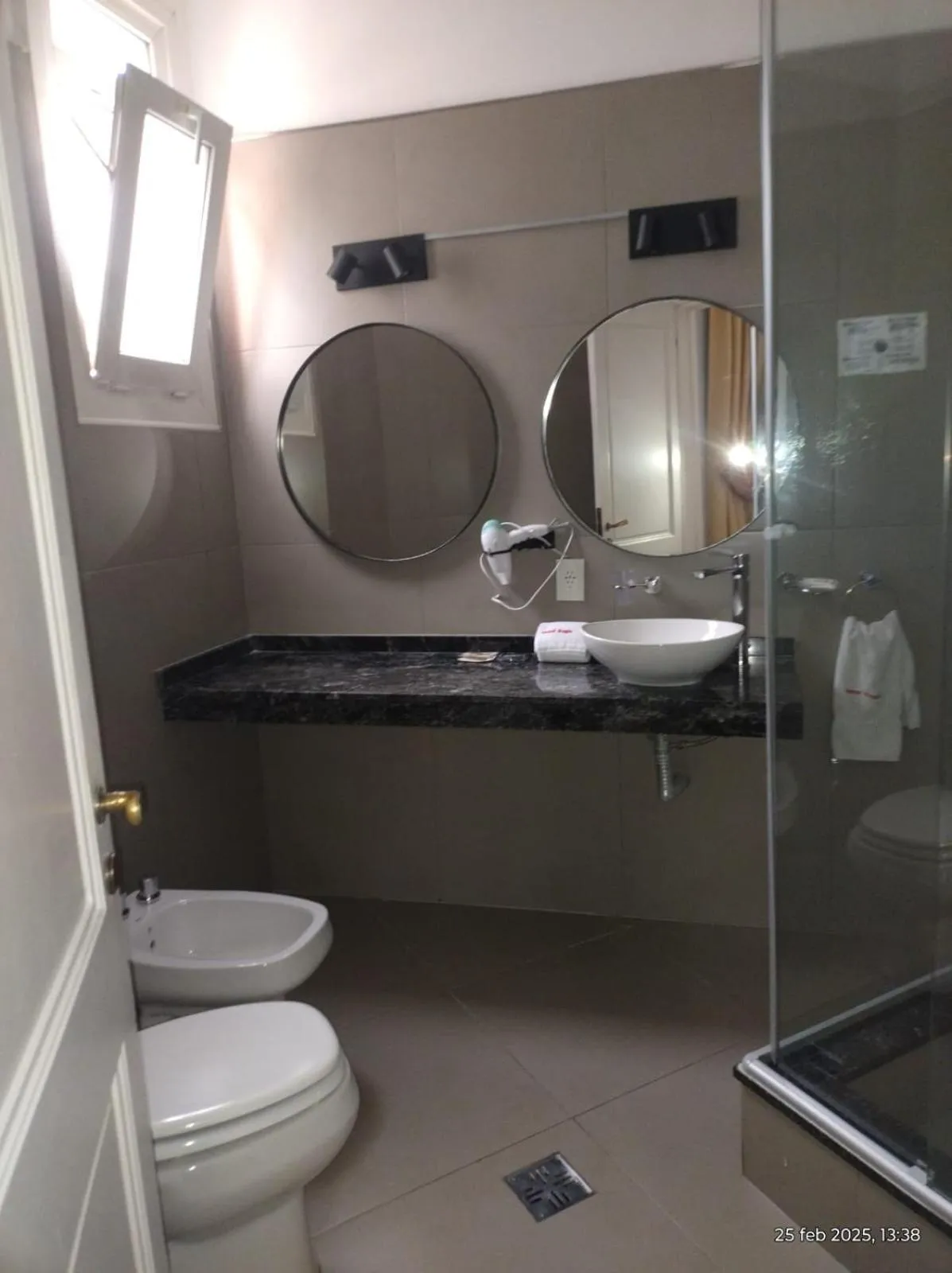 Shower in HOTEL REGIS