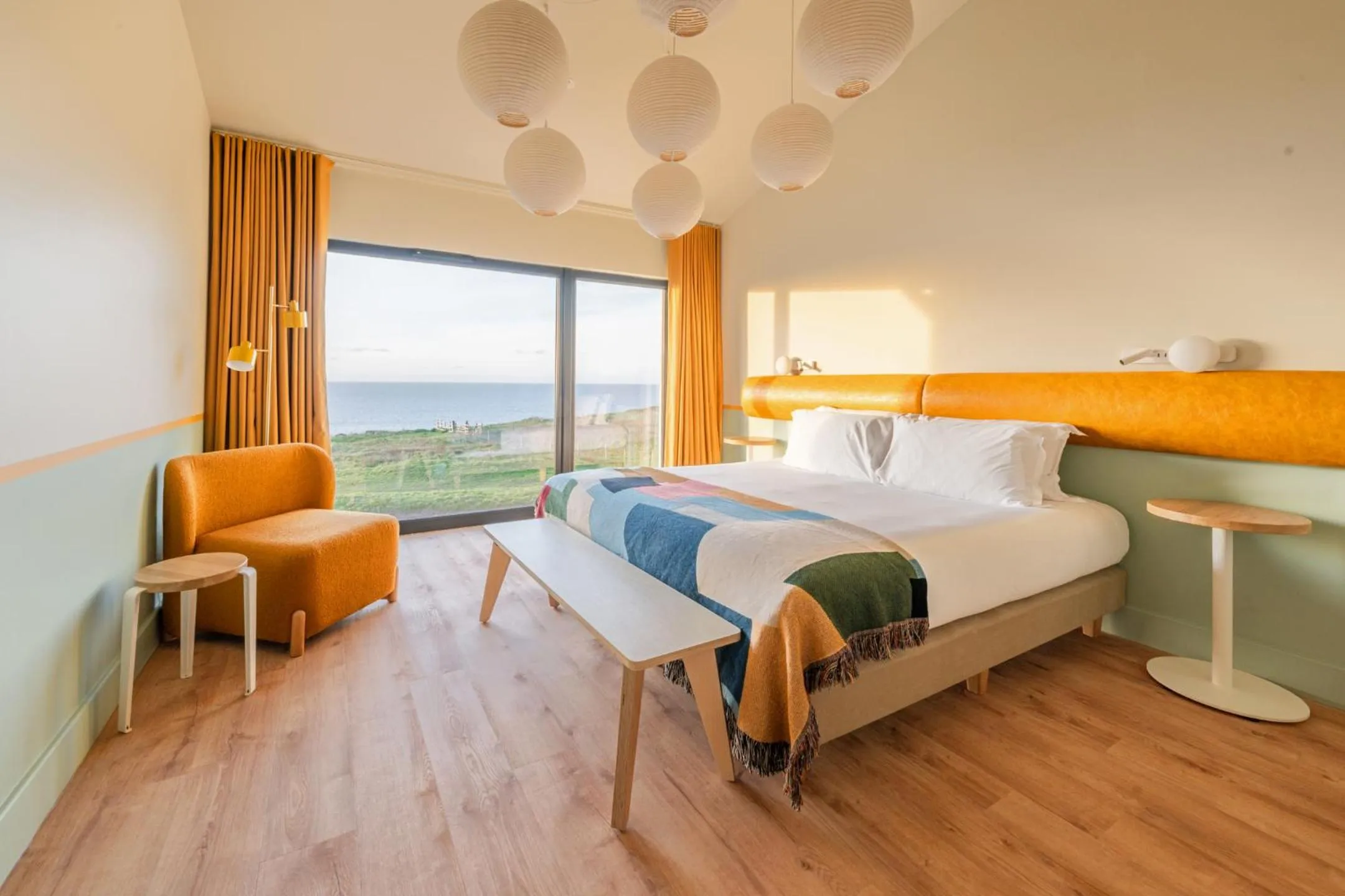 Bedroom, Bed in SeaSpace