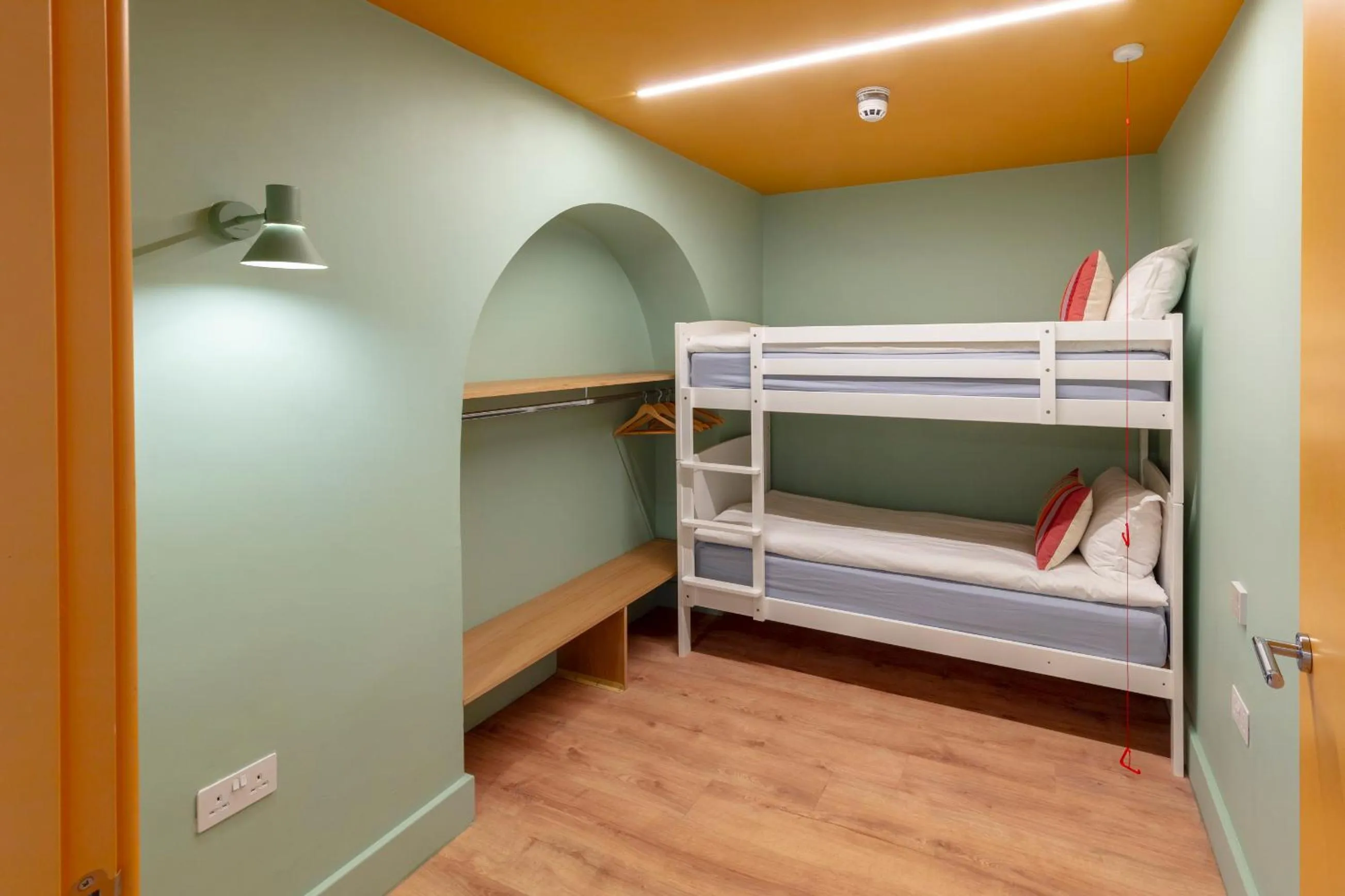 bunk bed, Bed in SeaSpace
