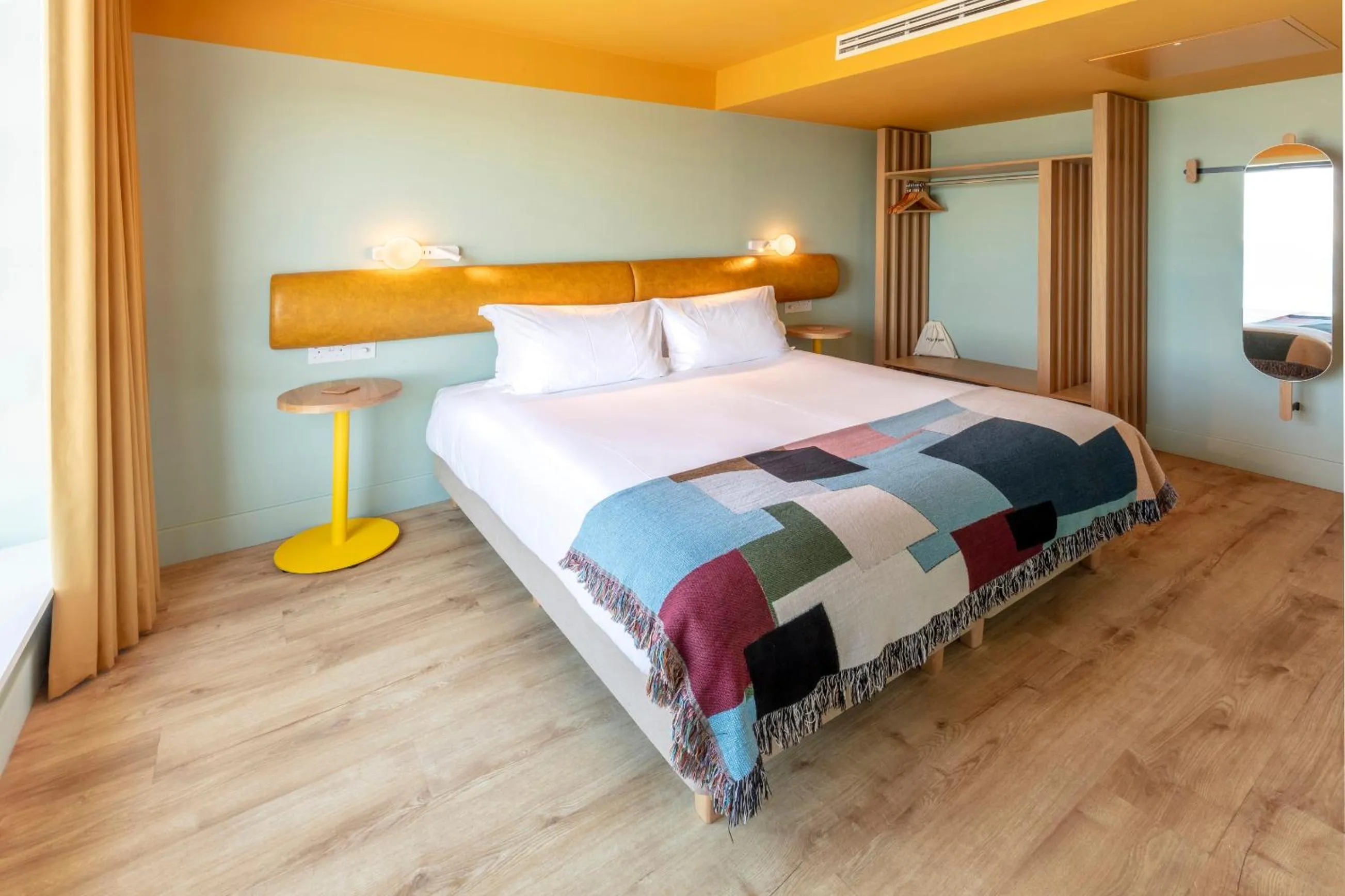 Bedroom, Bed in SeaSpace