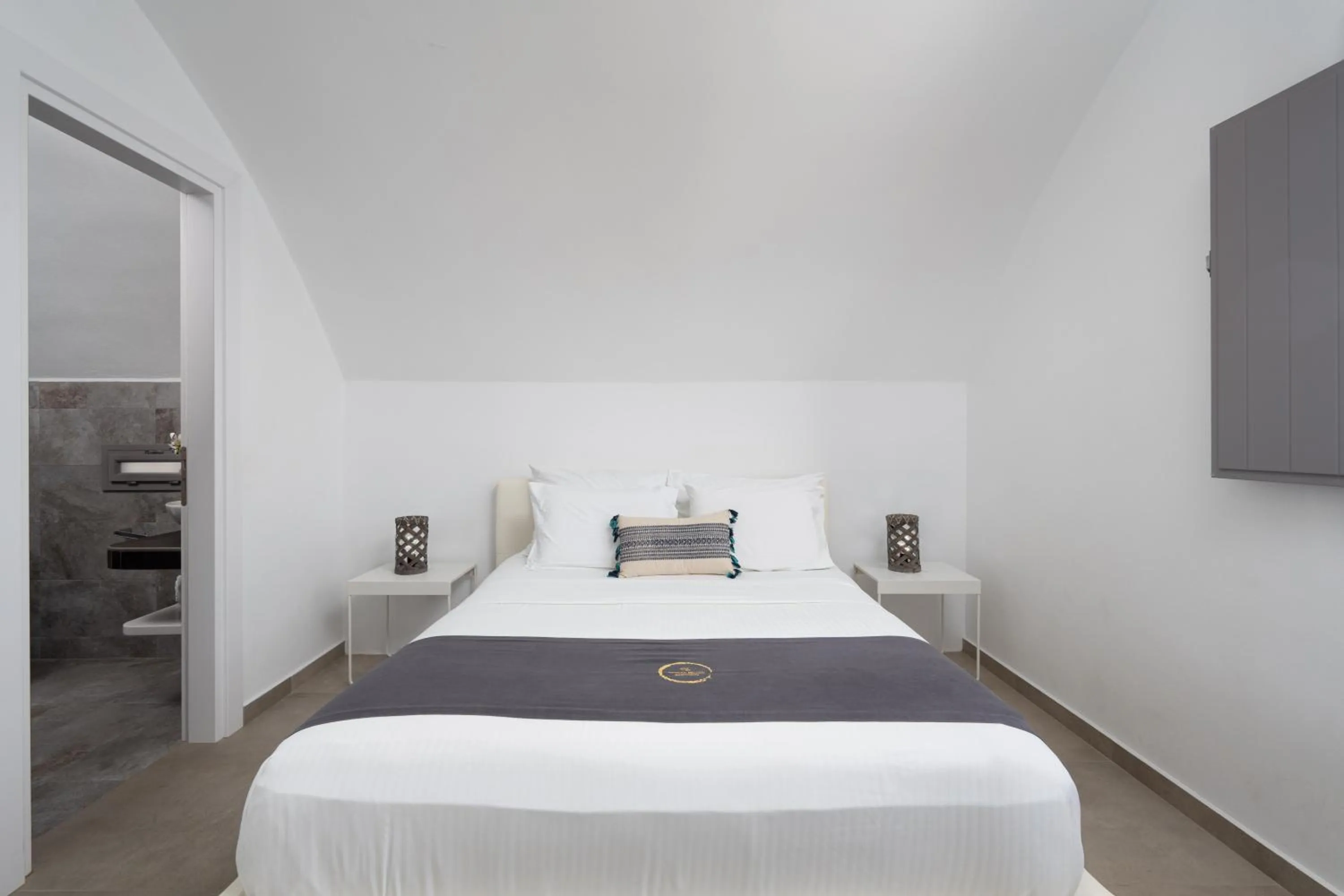Bedroom, Bed in Aegean Melody Suites & Villas