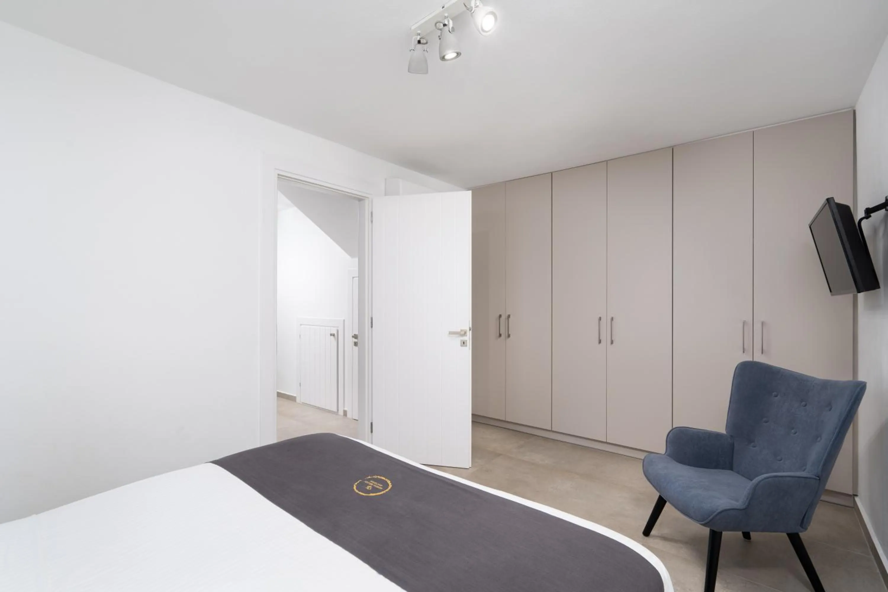 TV and multimedia, Bed in Aegean Melody Suites & Villas