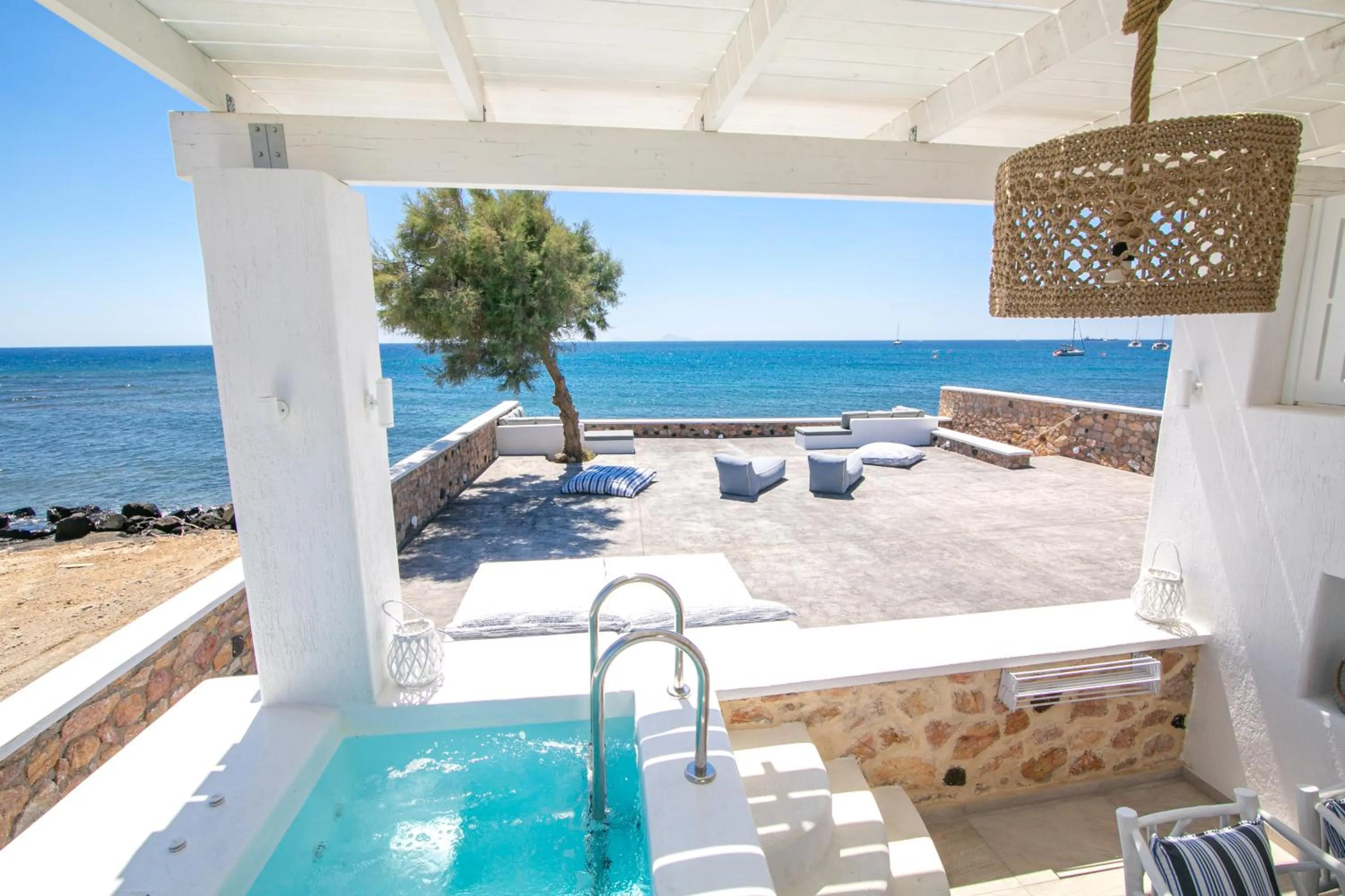 Balcony/Terrace in Aegean Melody Suites & Villas