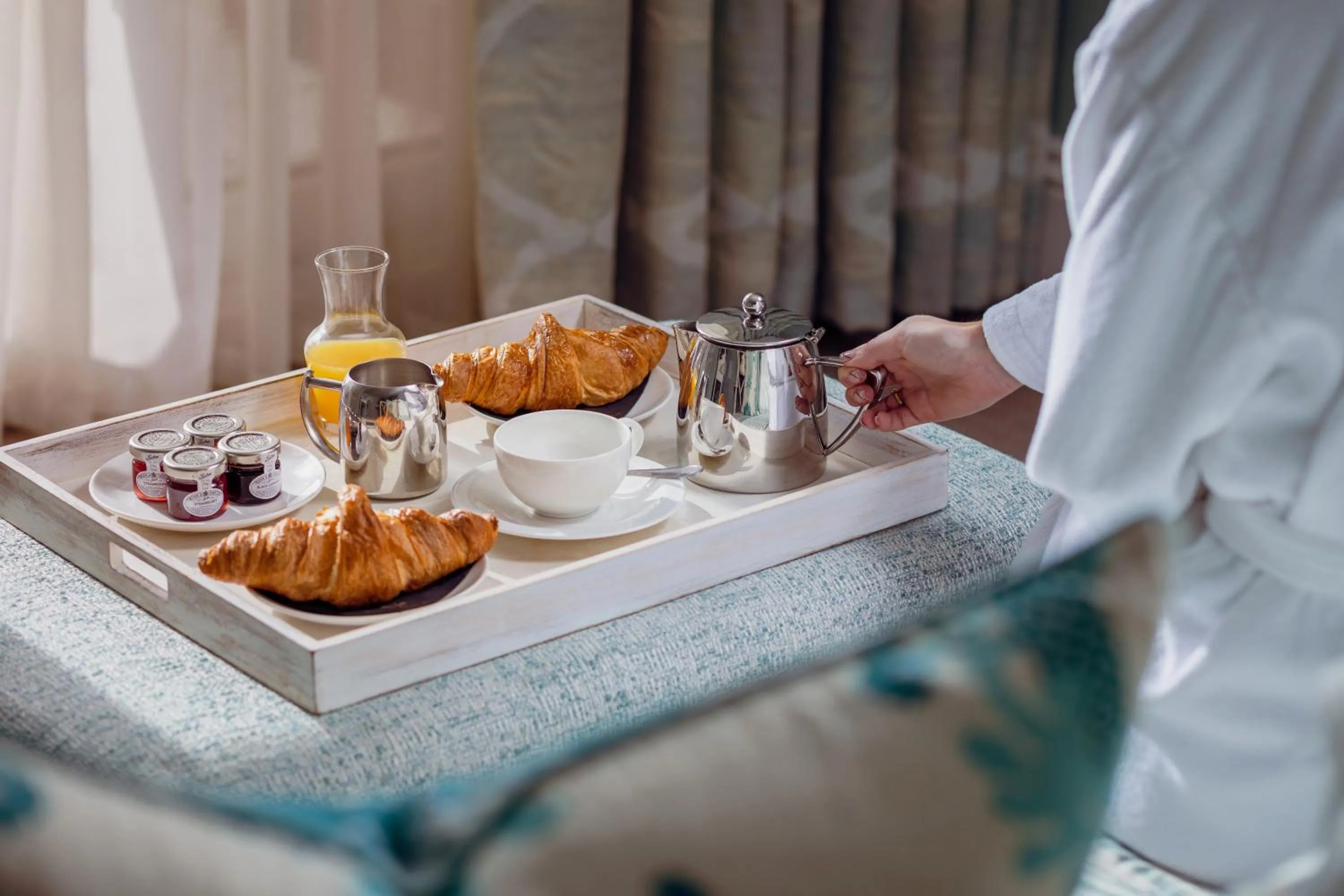 Restaurant/places to eat in Roslin Beach Hotel